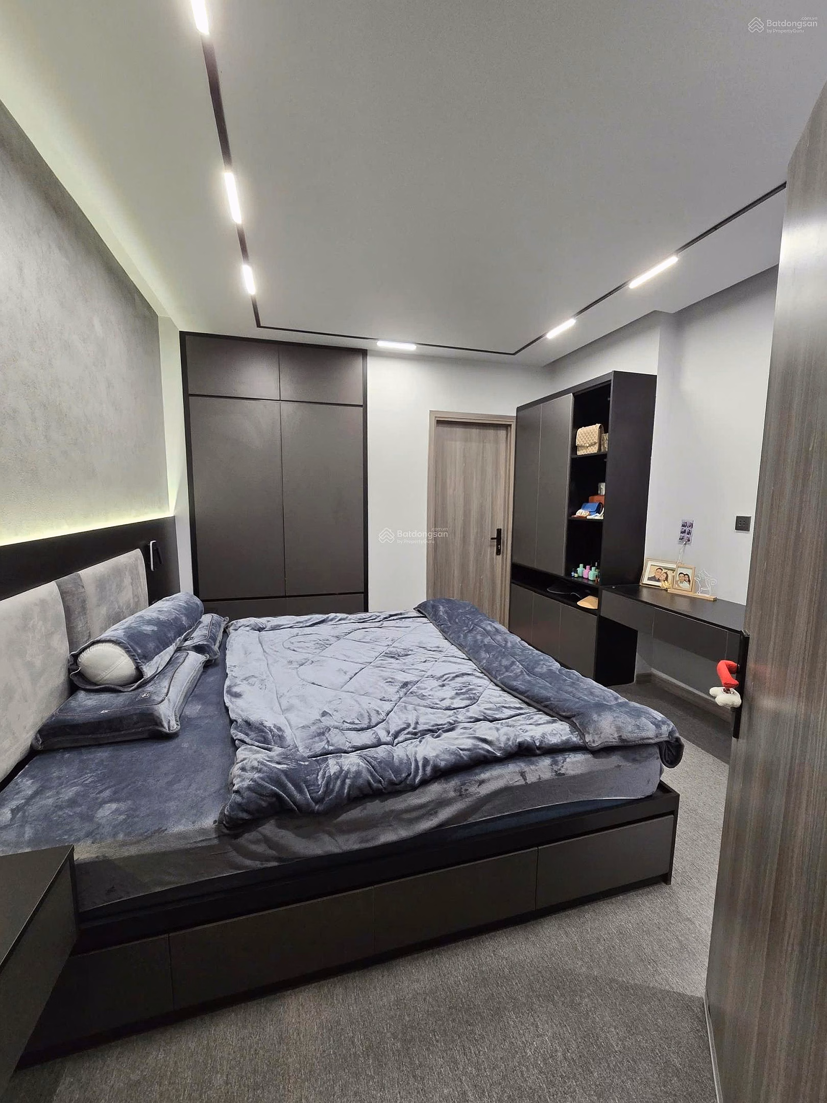 Hot apartment Phuc Yen Tan Binh - Area 90m2, 2 bedrooms, 2 bathrooms - Full high-class furniture - Current rental income
