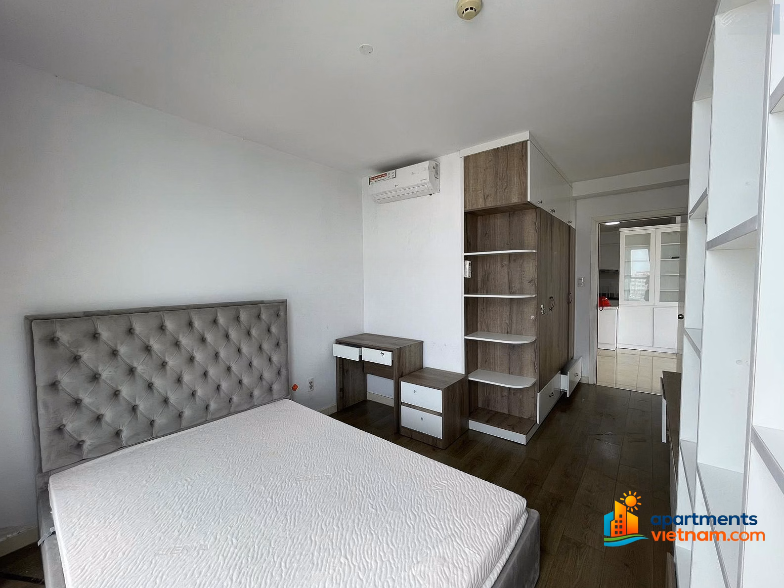 Guaranteed right price, right picture, neat interior, beautiful view at Opal Riverside***