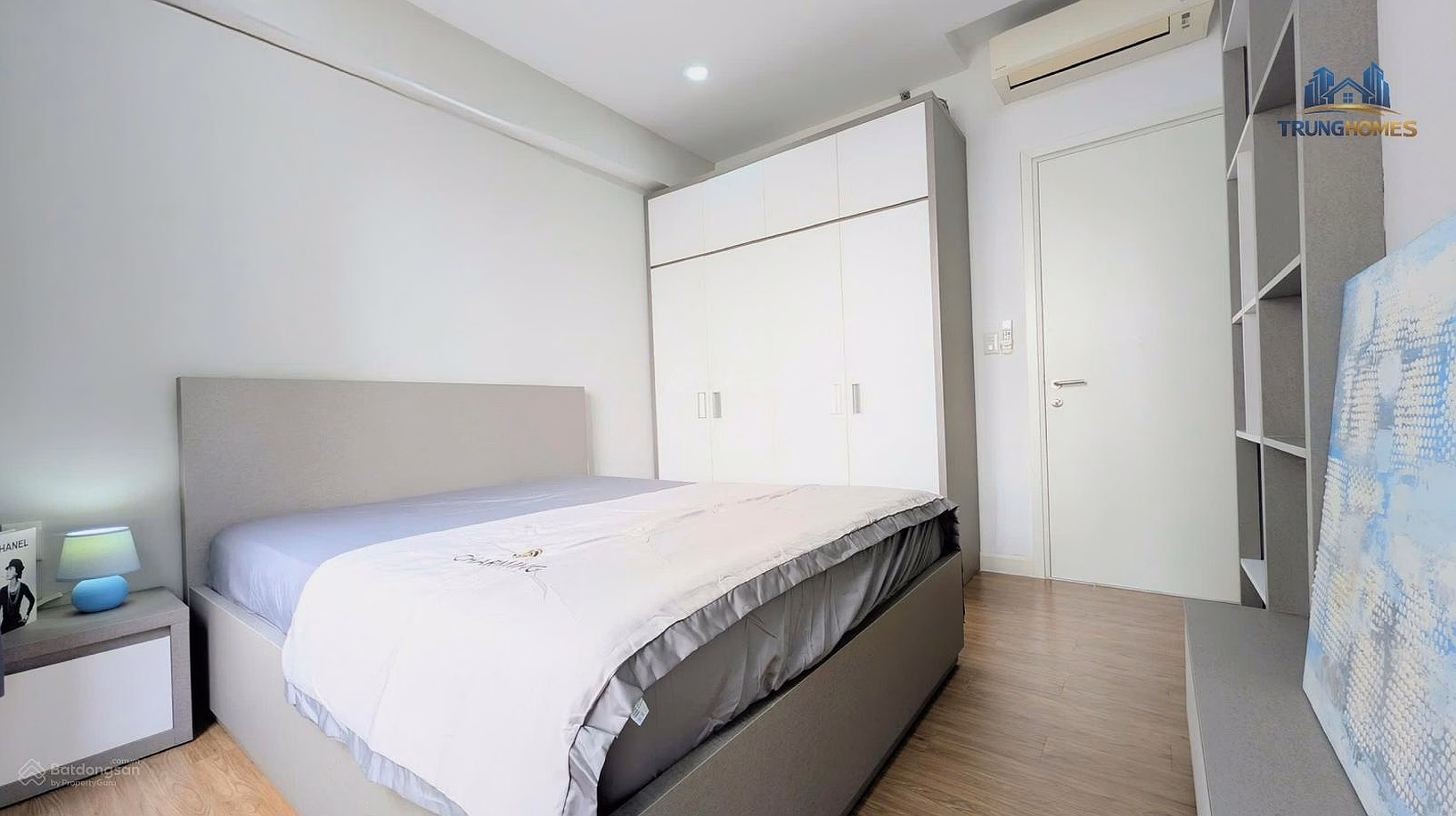 Selling 2 bedroom apartment in Tower 5 Masteri Thao Dien - Beautiful house - River view - nice location - For rent 32 million/month