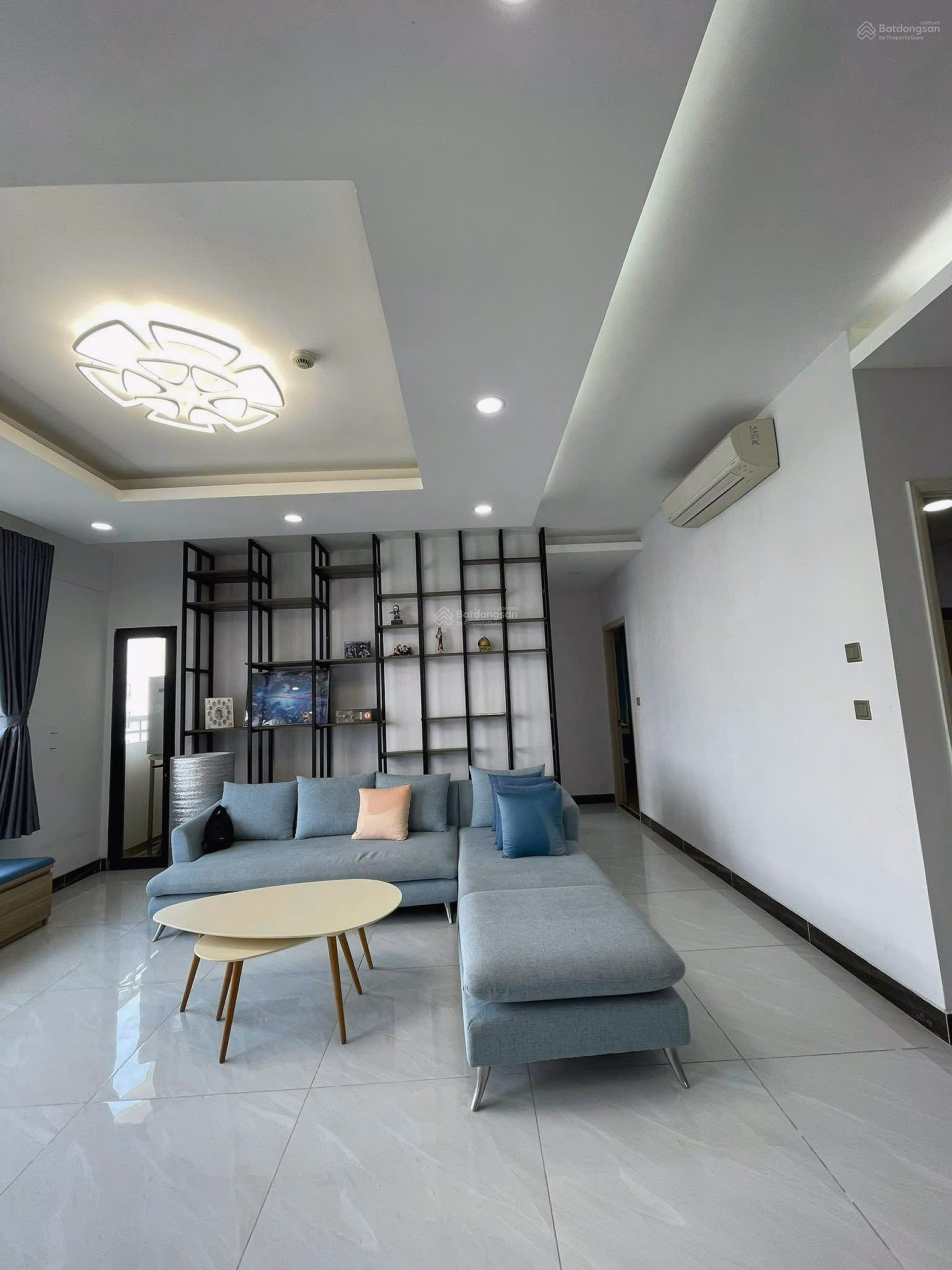 Excellent beautiful apartment for rent, The Era Town, 160m2, 4 bedrooms, 4 bathrooms, full 18 million***