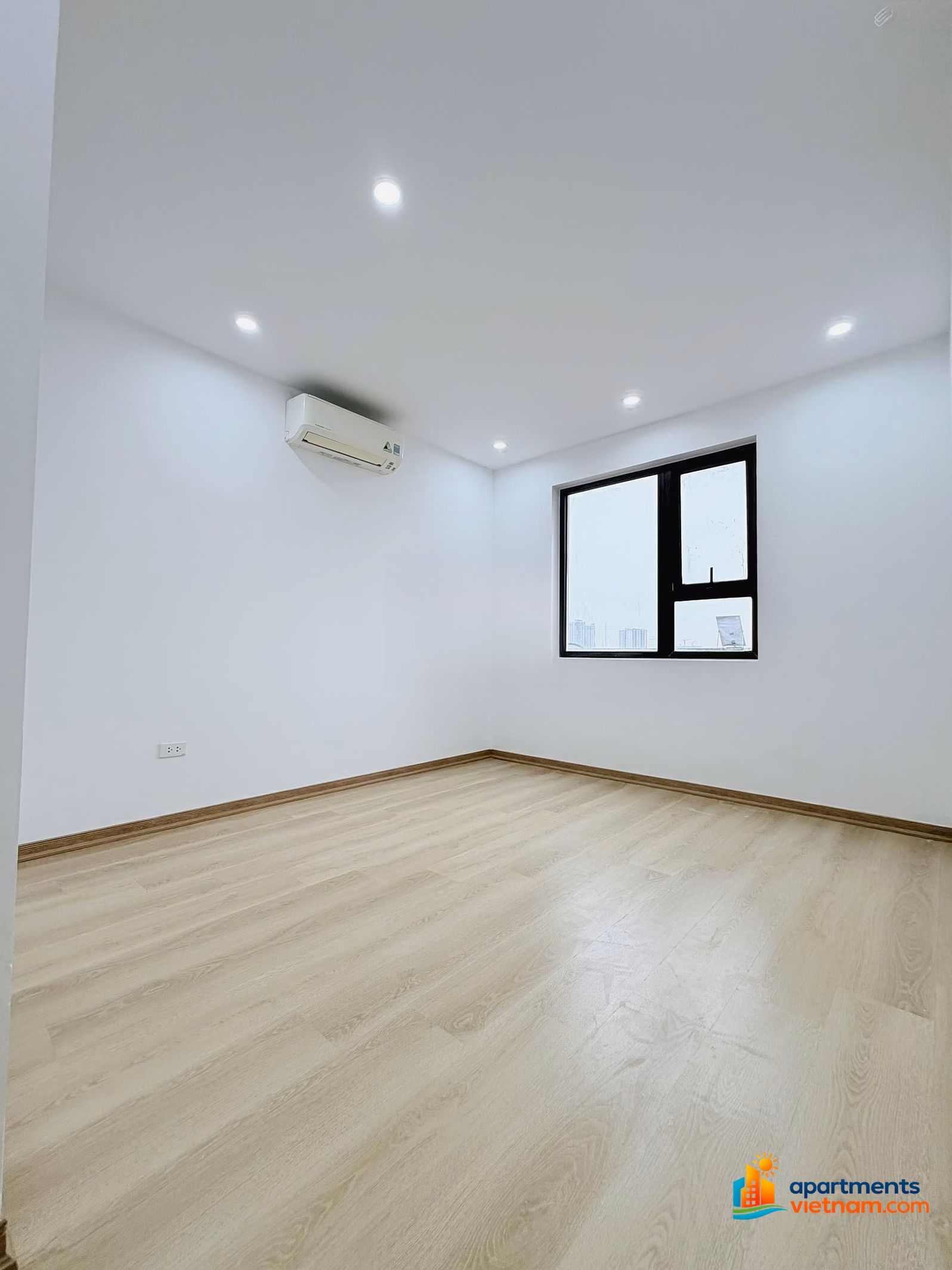 Dong Phat Park View apartment for sale - Corner apartment - Free amenities, Area: 76/82m² + 3 bedrooms + 2 bathrooms