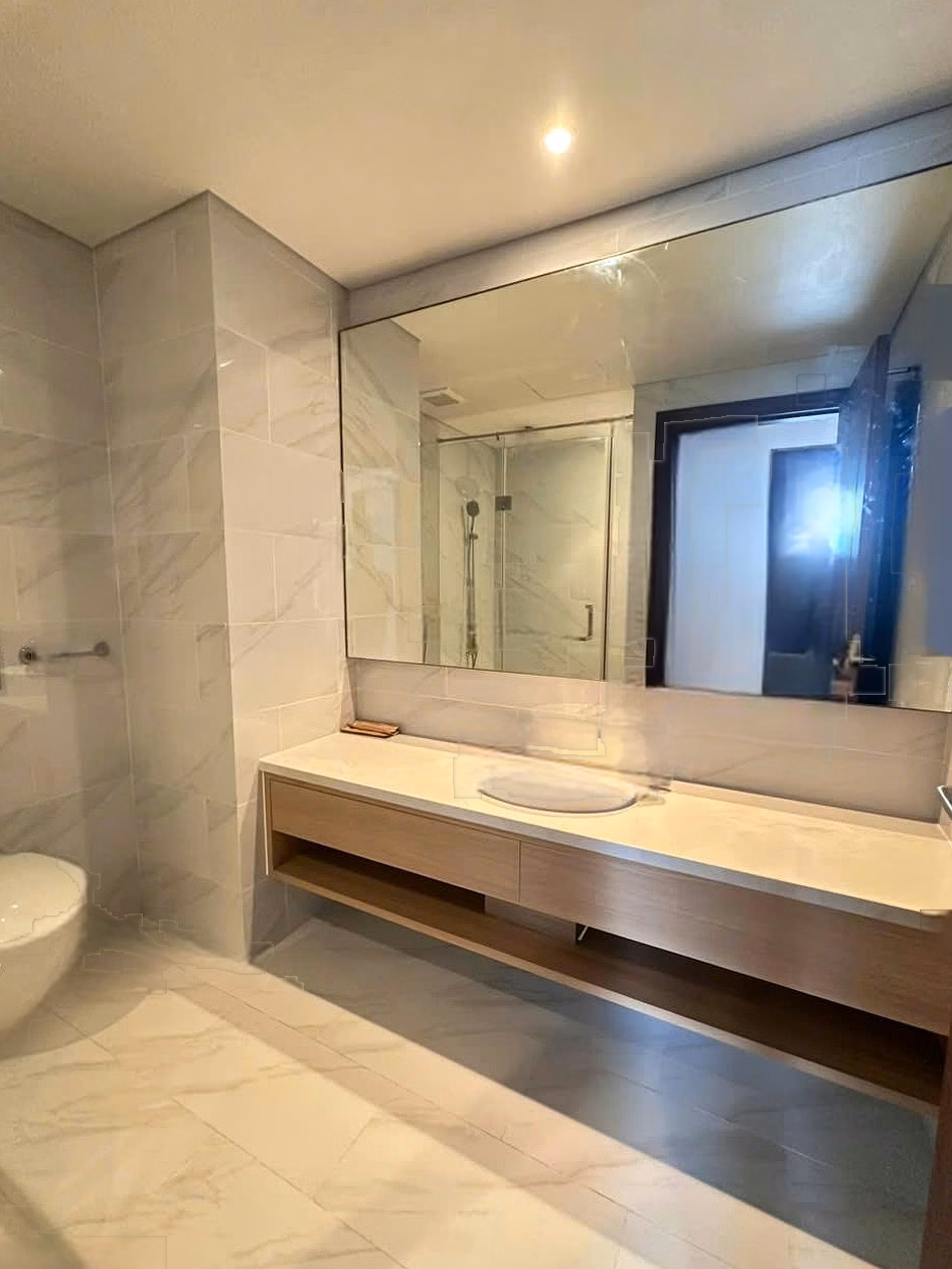 Beautiful apartment for rent 30 million VND, 57 m2 at Wyndham Soleil Da Nang, full amenities