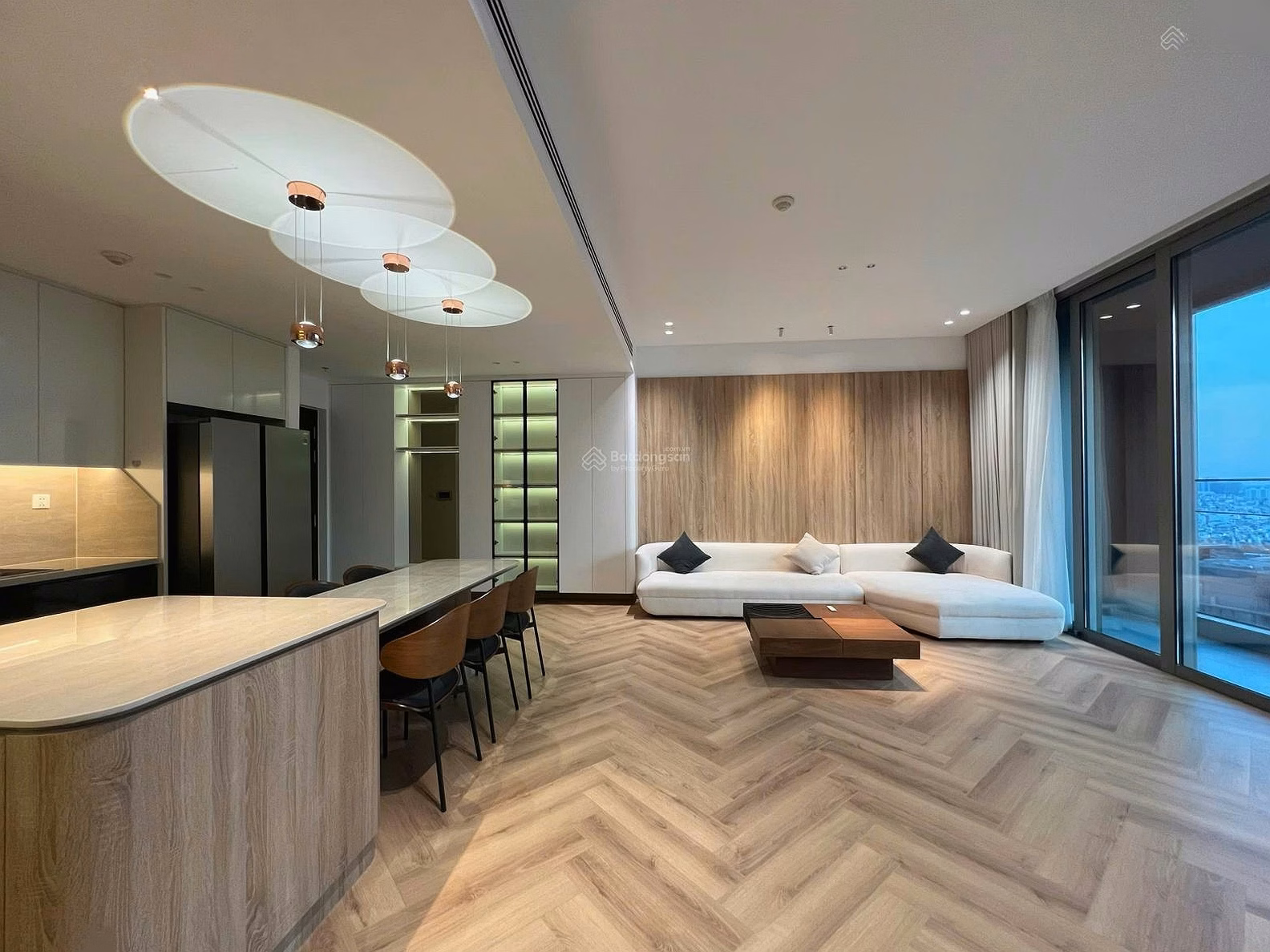 3 bedroom apartment for investment, view of district 1, Empire City project 239 million/m2