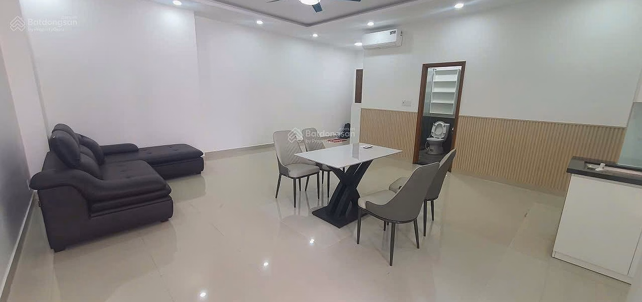 2 bedroom apartment for sale - new book, decor + new interior - corner - CC Belleza District 7 - Area 88m² - Price 4.3 billion