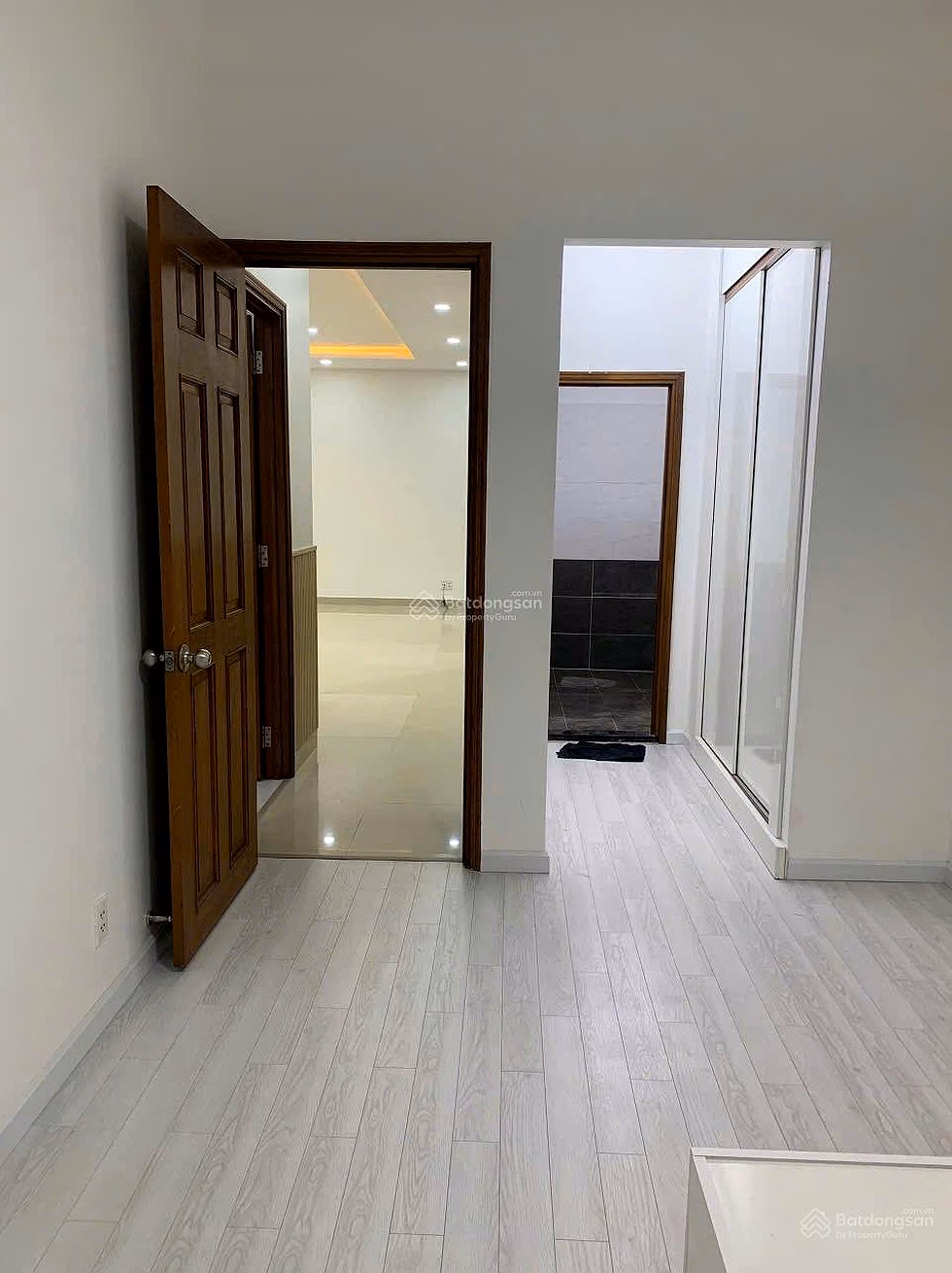 2 bedroom apartment for sale - new book, decor + new interior - corner - CC Belleza District 7 - Area 88m² - Price 4.3 billion