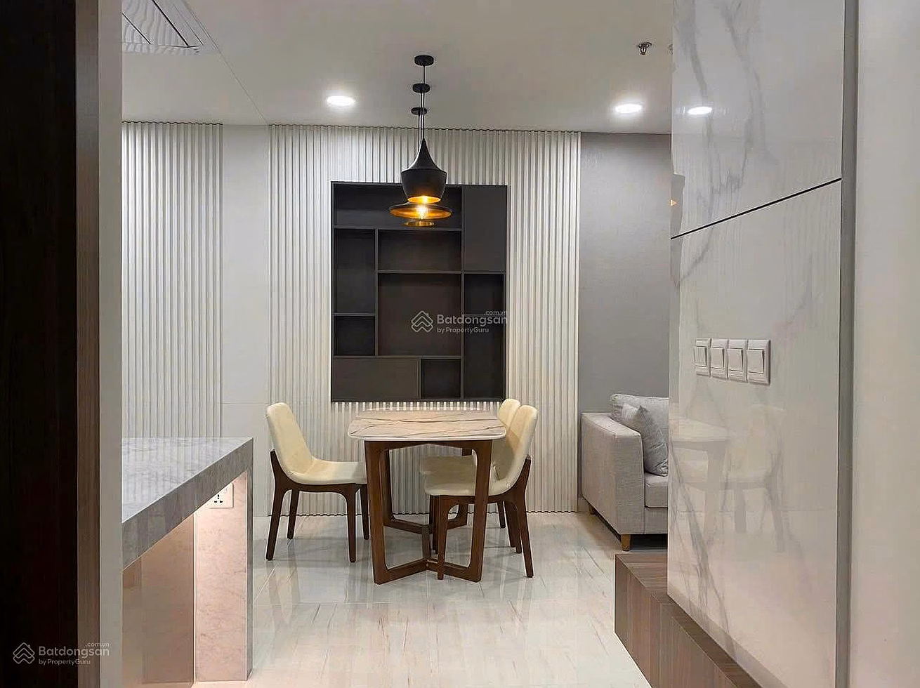 OWNER for rent Kingdom 101 2 bedroom apartment, area 78m2 - Price 19 million - EXCELLENT BEAUTIFUL HOUSE***