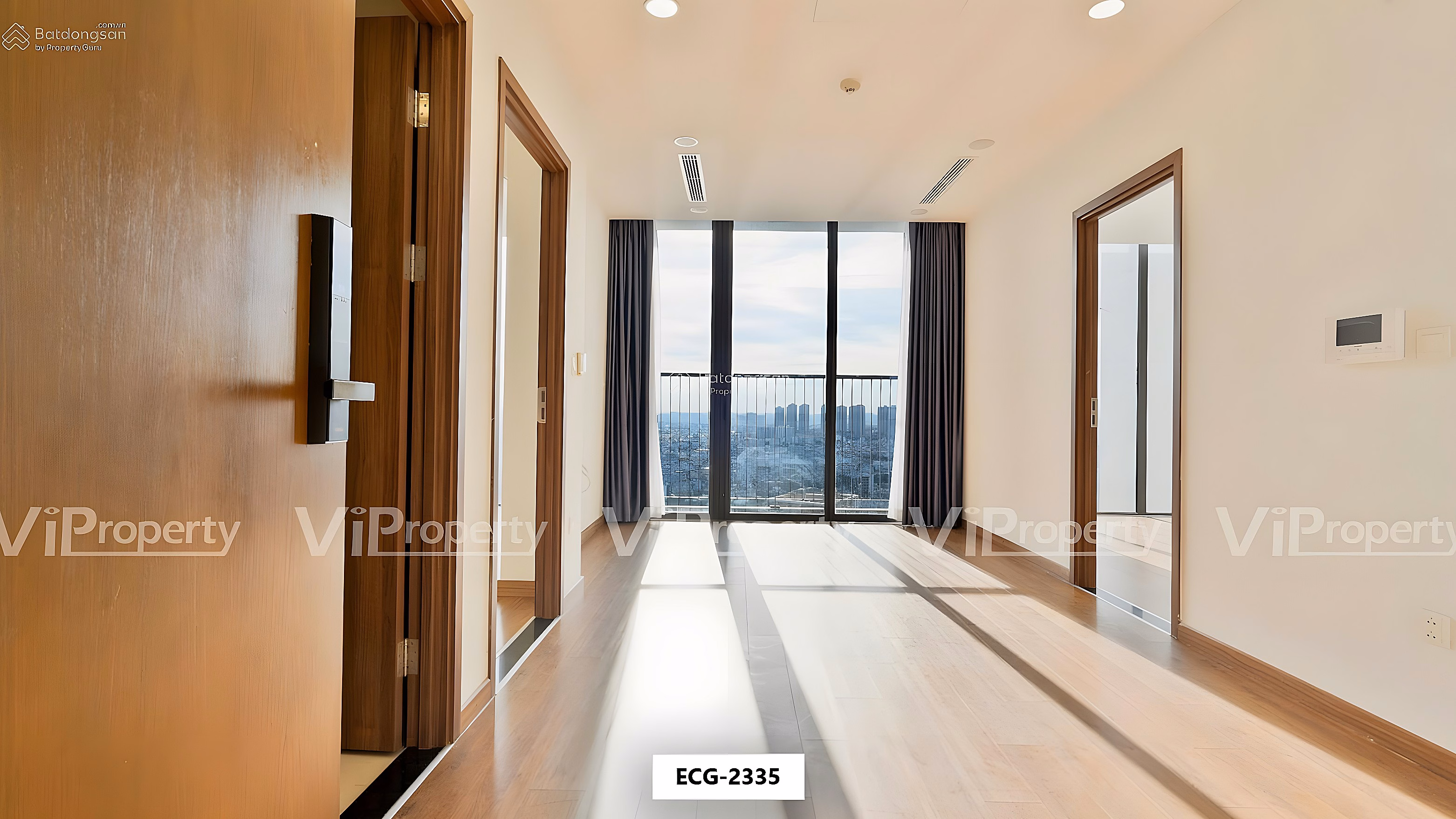 Eco Green Saigon Nguyen Van Linh apartment for sale with full high-end furniture