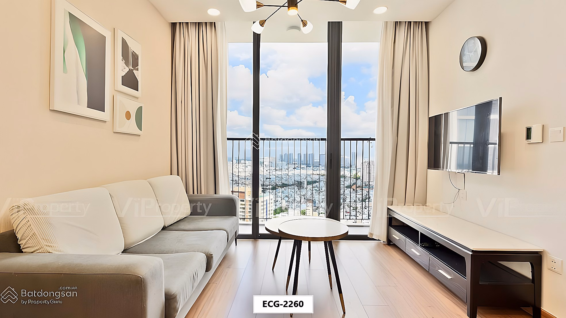 Eco Green Saigon Nguyen Van Linh apartment for sale with full high-end furniture