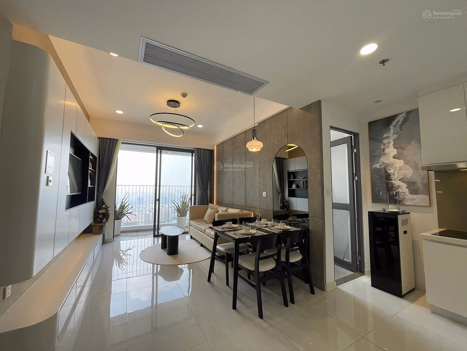 OWNER NEEDS TO SELL URGENTLY: 1BR APARTMENT, 52M2 FULL FURNISHED NEWLY MADE 500 MILLION INCLUDED FREE, BOOKS READY NOTARIZED