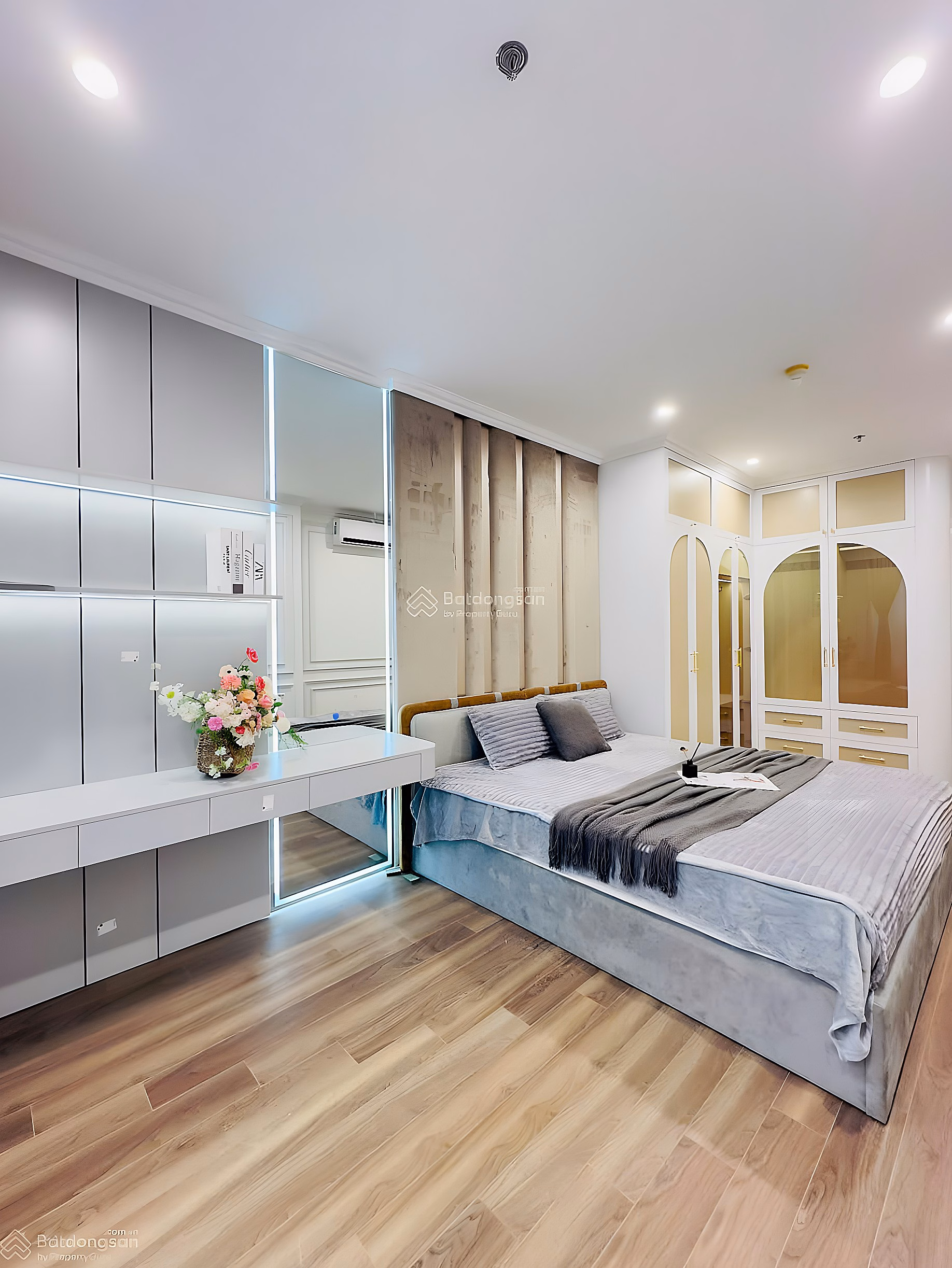 Apartment transfer fund reduced by 300 million June 2026, 80% loan support at Vinhomes Ocean Park 1 Gia Lam