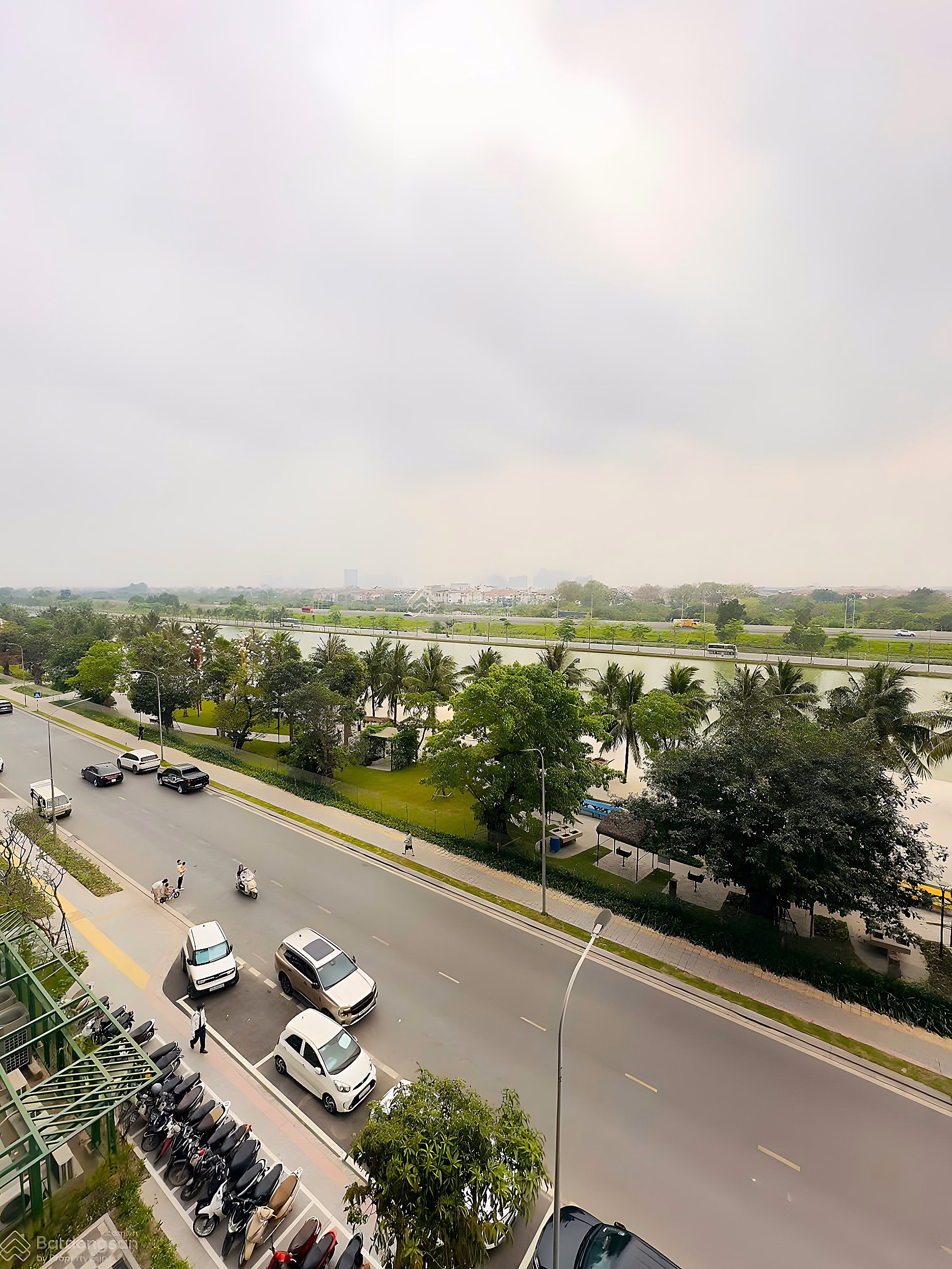 Apartment transfer fund reduced by 300 million June 2026, 80% loan support at Vinhomes Ocean Park 1 Gia Lam
