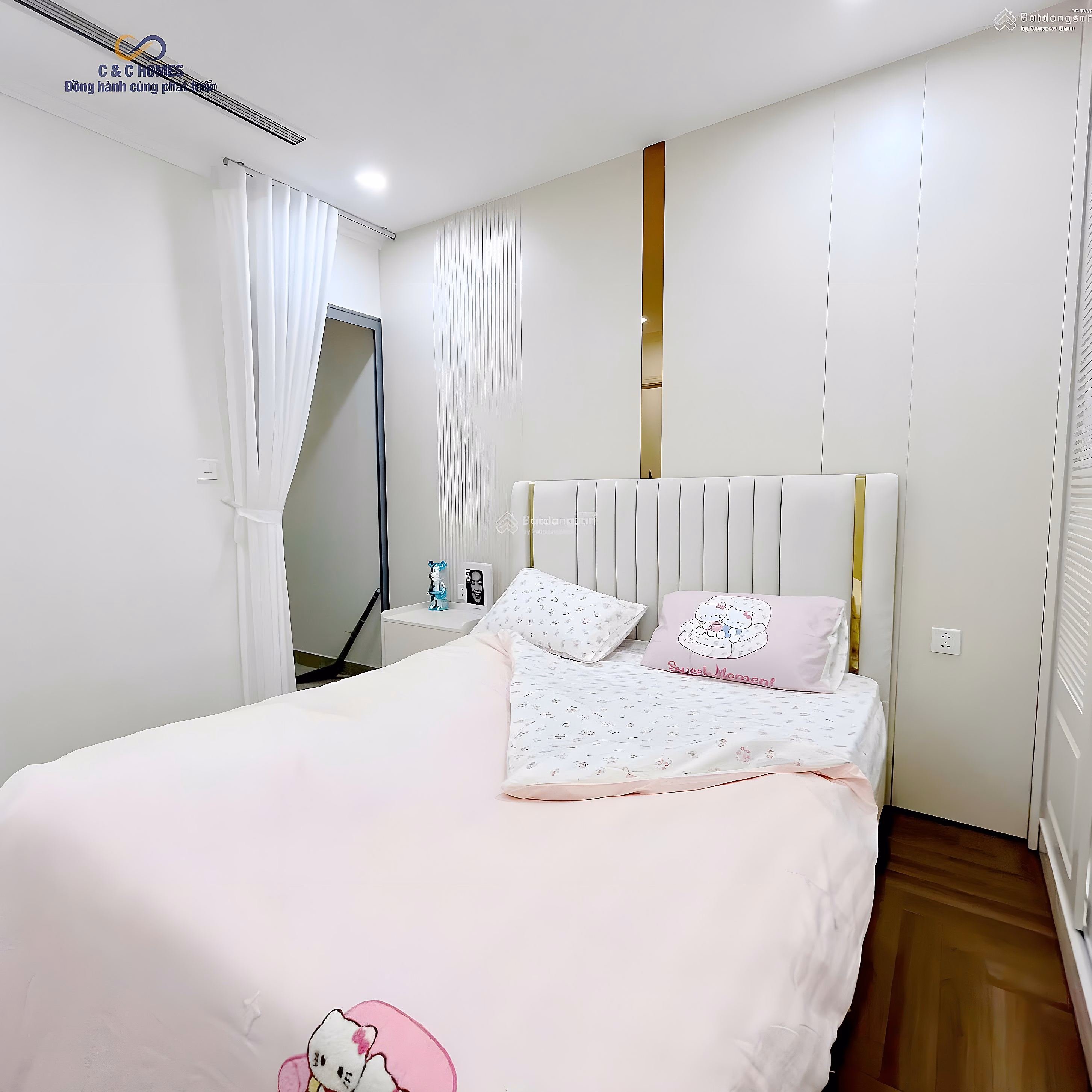 Loss-cutting apartment for urgent sale: 1 bedroom - 5.5 billion, 2 bedroom - 7.4 billion, 3 bedroom - 11 billion Vinhomes Times City***