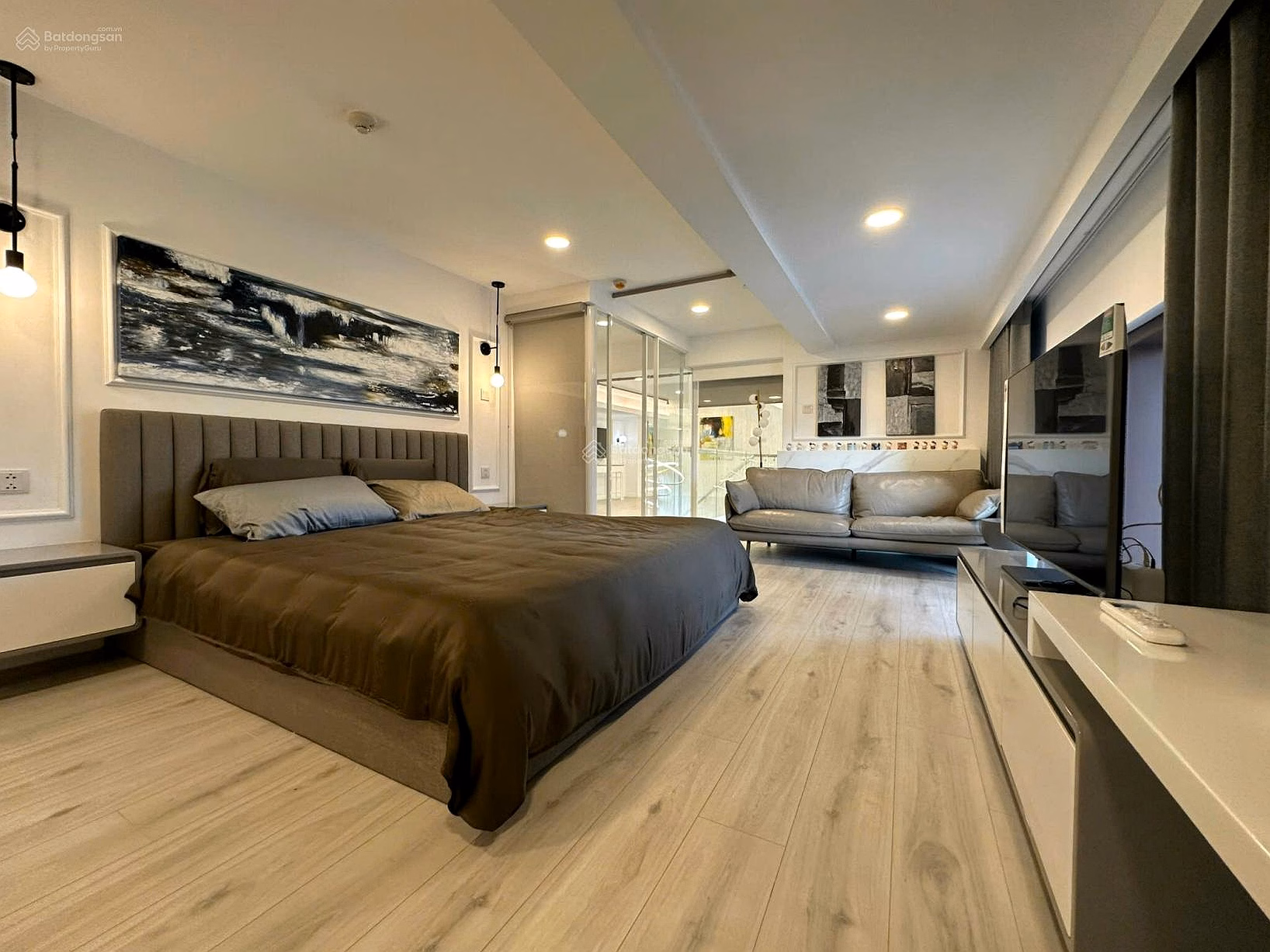 Need to sell quickly The Galleria Residence - The Metropole apartment 53 billion, 165m2, great price