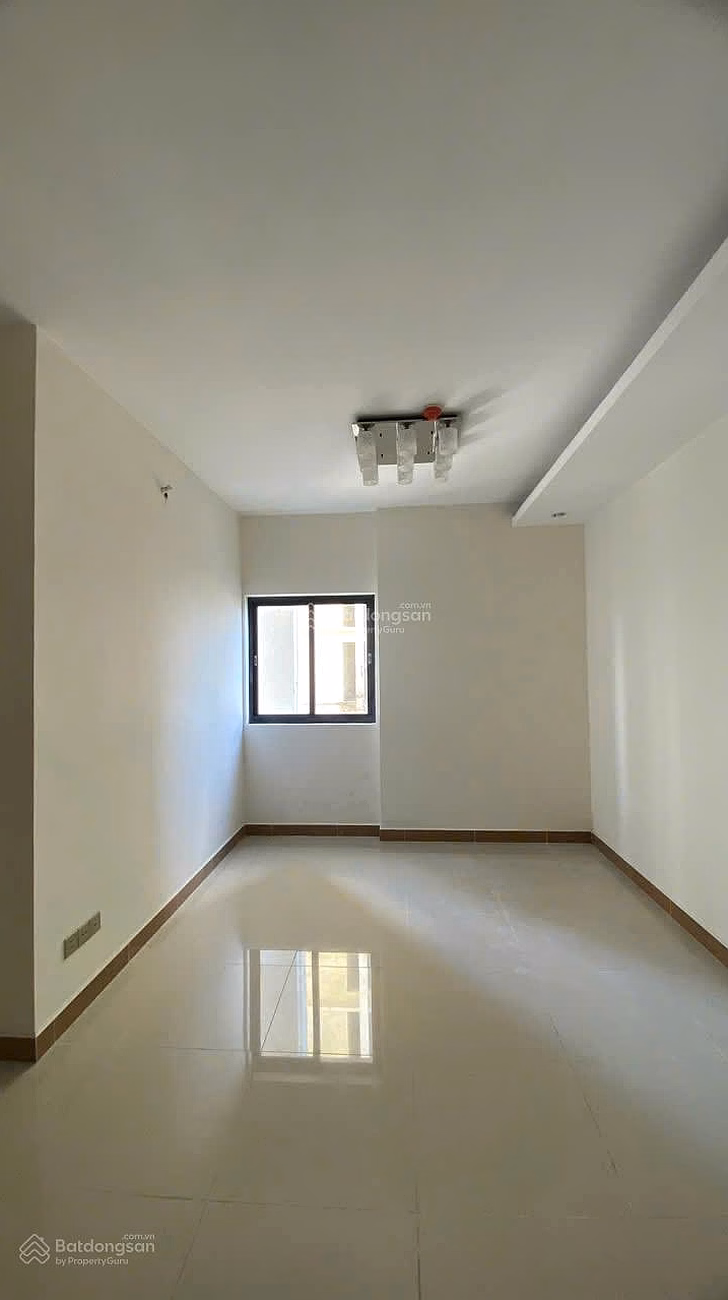 Selling 71m², 2 bedrooms, 2 bathrooms, empty house, corner house, 3.5 billion in Era Town Duc Khai, District 7, inbox to see the house now