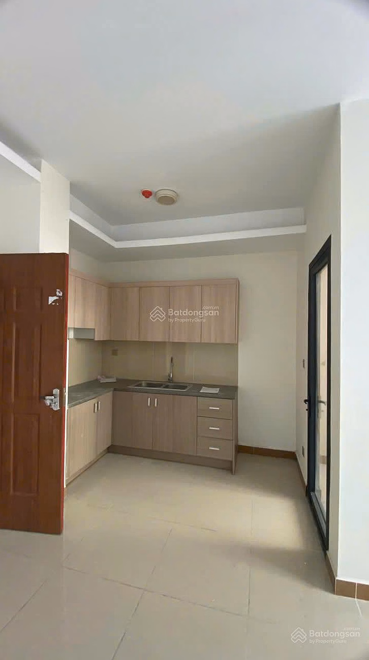 Selling 71m², 2 bedrooms, 2 bathrooms, empty house, corner house, 3.5 billion in Era Town Duc Khai, District 7, inbox to see the house now