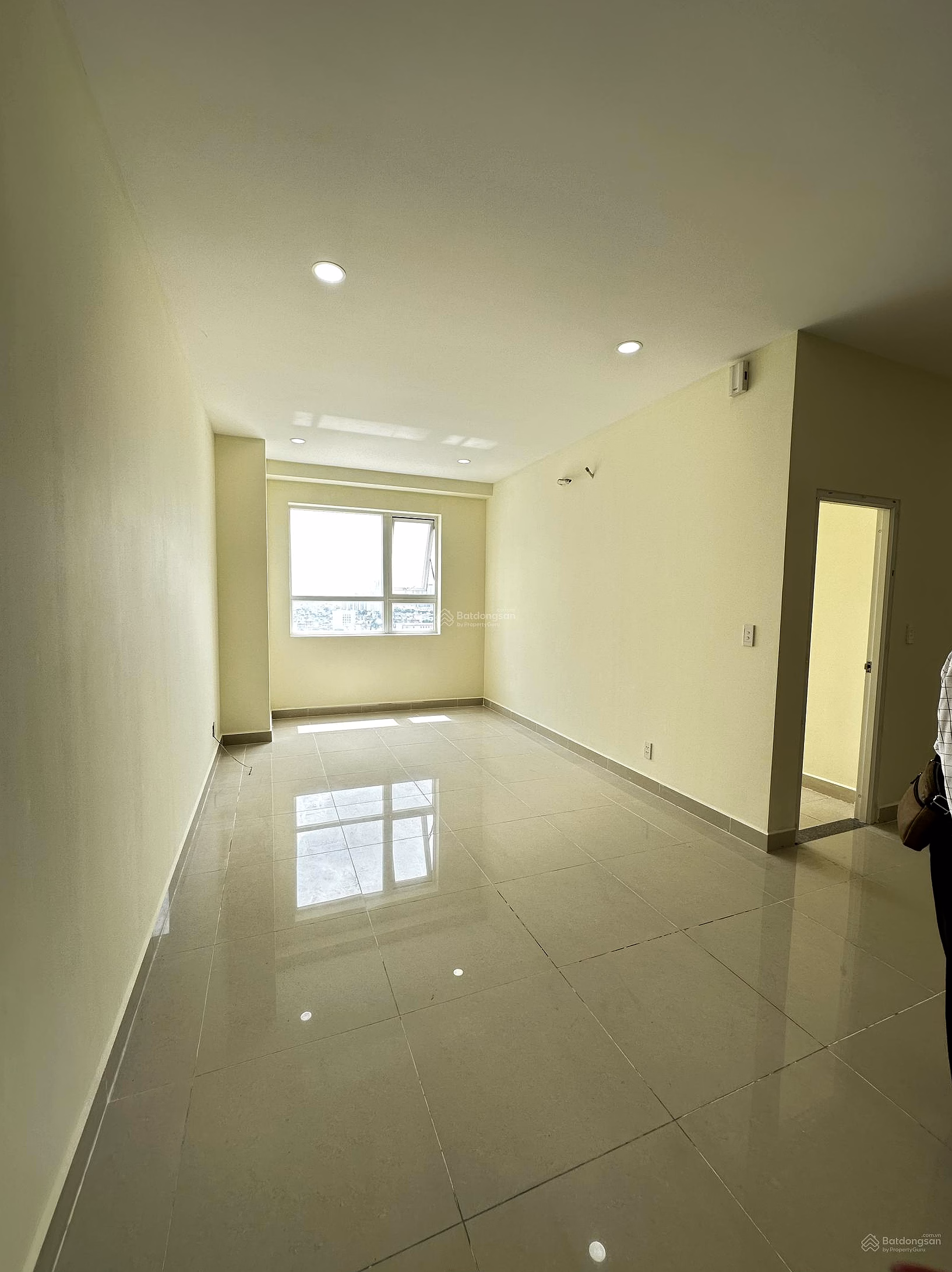 Extremely rare, not virtual; Topaz Elite right at Parc mall only 4,290 billion 3 bedroom 2 bathroom 85m