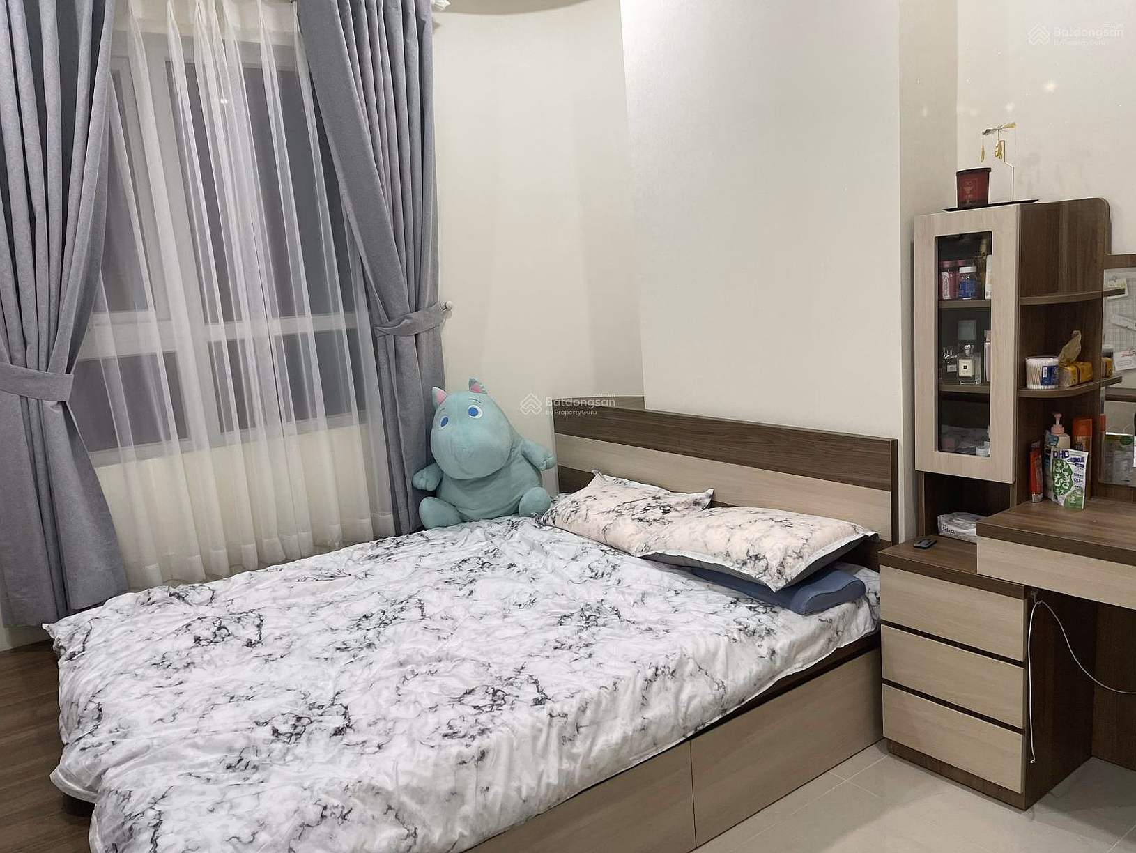 Extremely rare: Topaz Elite middle floor 2 bedrooms, 2 bathrooms, fully furnished, good price