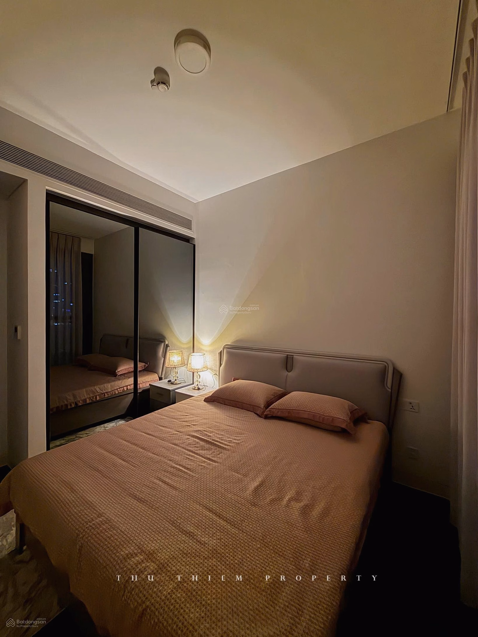 Selling 3 bedroom + 3 bathroom apartment at Empire City Thu Thiem, private staircase 73T