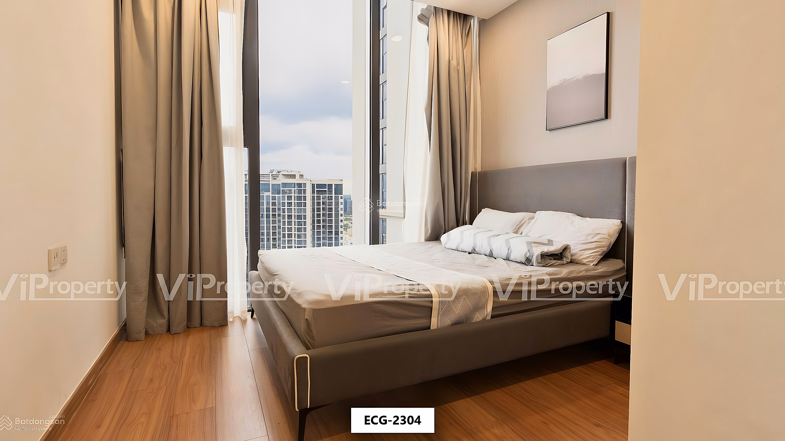 Shopping cart for fully furnished Eco Green Saigon apartment in District 7 updated every day
