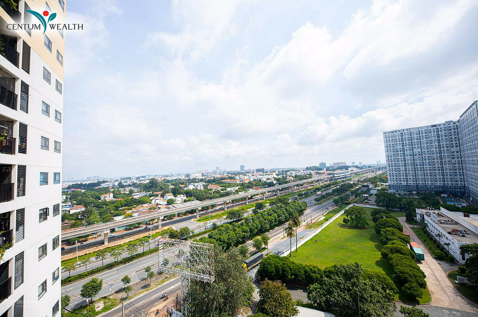 Fully furnished 3 bedroom apartment for sale right at Metro station - 10 minutes into District 1