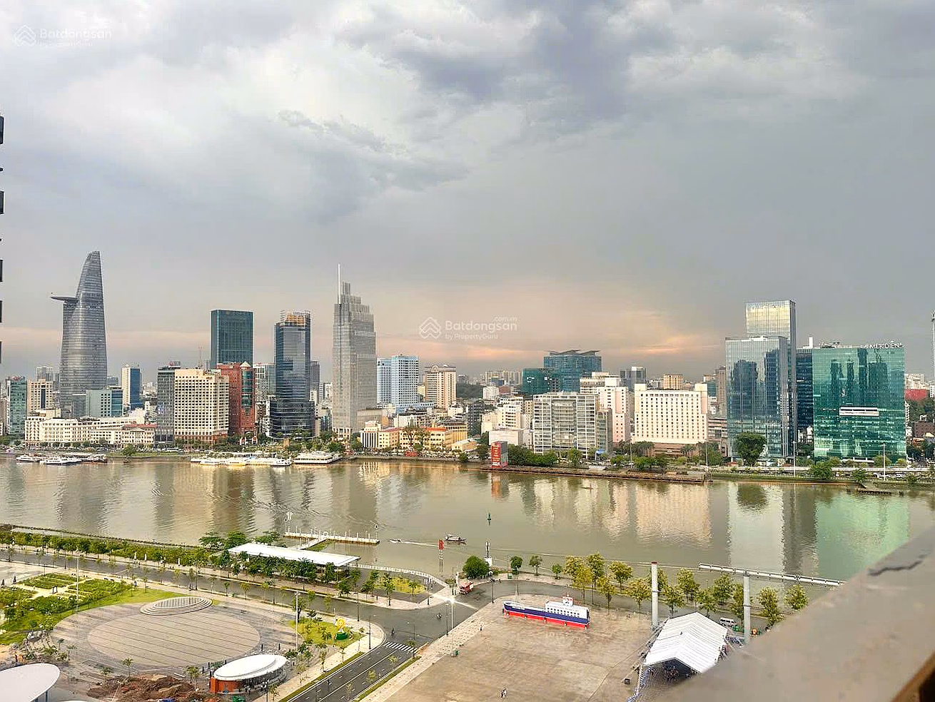 Selling 2-bedroom apartment at The Opera - Metropole, 94m2, high floor, river view, District 1, 47 billion
