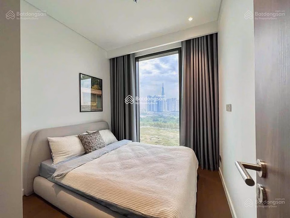 Valeo Dam Sen CC for sale, 80m², 3 bedrooms, 2 bathrooms Price 4.6 million with nice window and cool view*** khanh