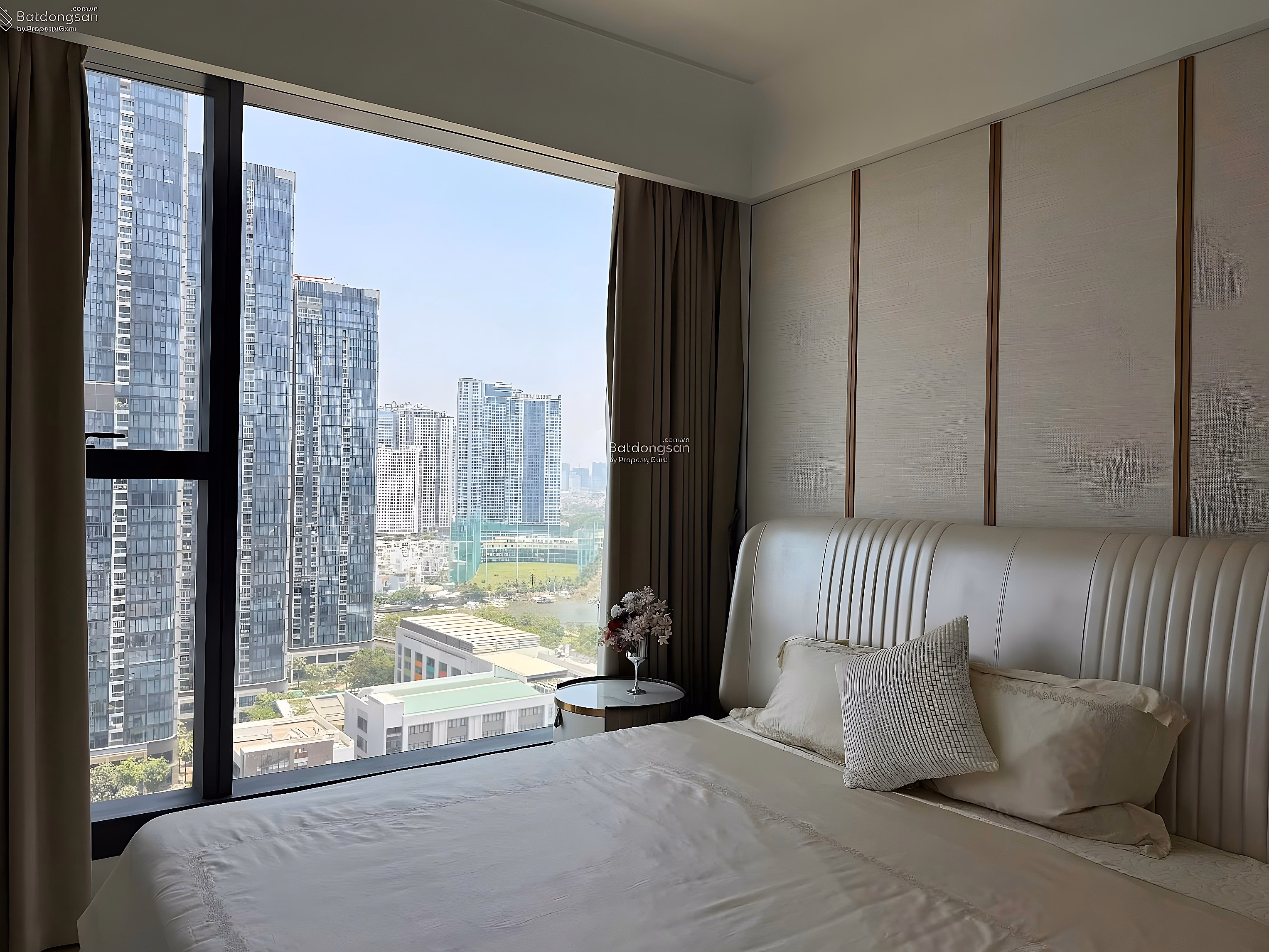 GOOD price! District 1 - Marriott Grand Marina Apartment for Rent 80m2 - High Floor with Marina View, price 80 million