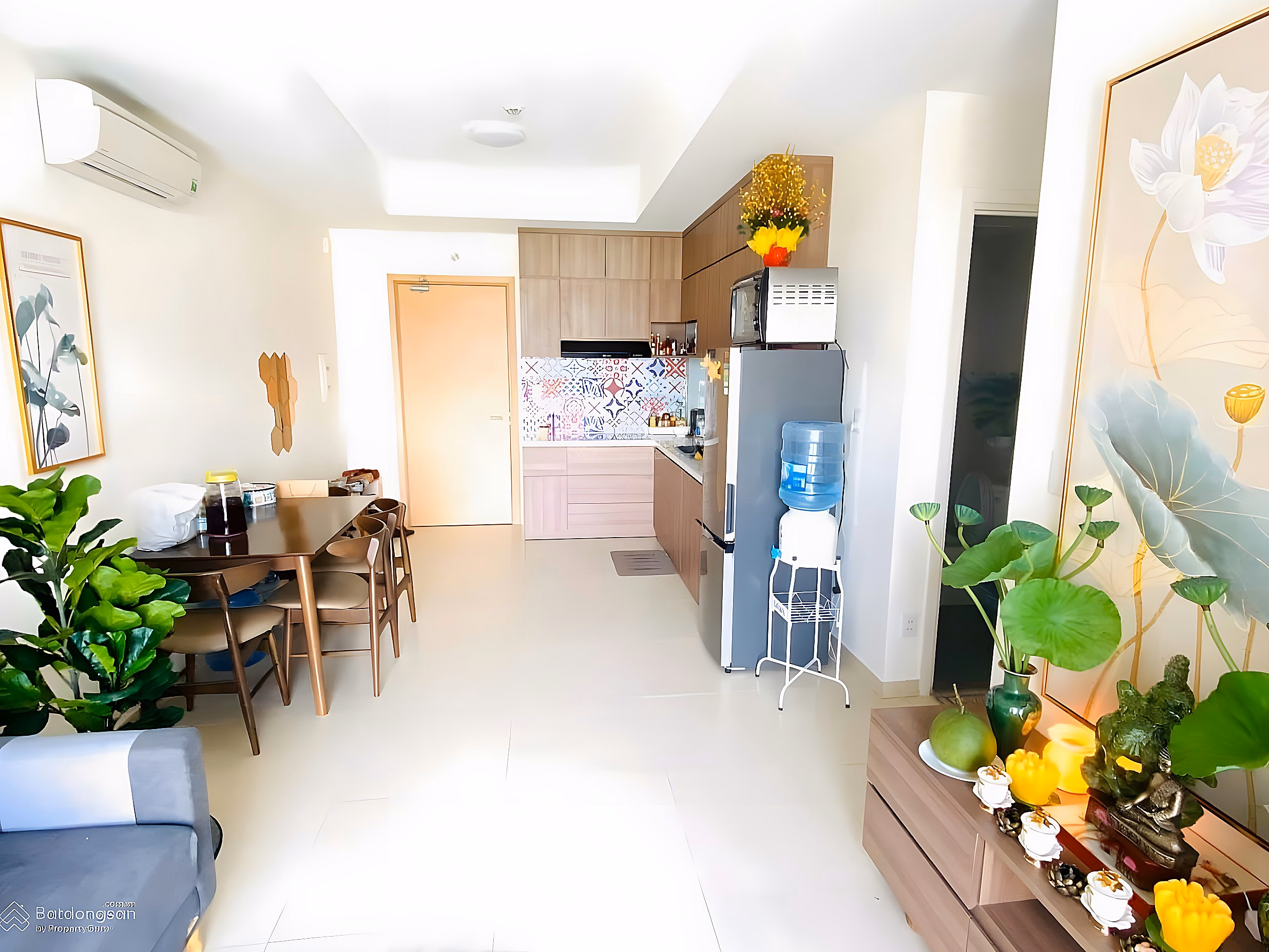 The owner sells M-One apartment 2 bedrooms 2 bathrooms 66m2 in T2 building, fully furnished, has pink book, price only 4.5 billion, TL