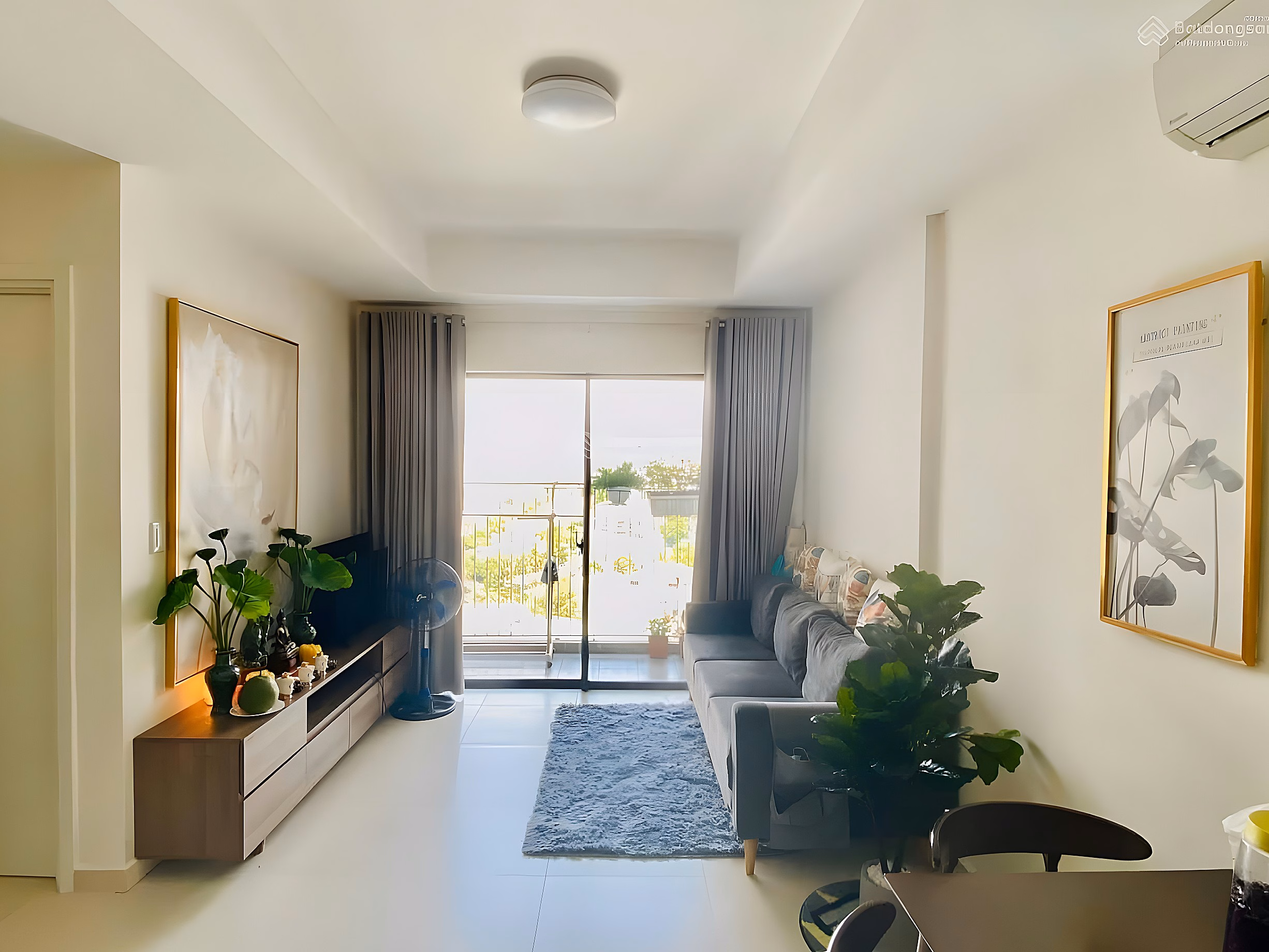 The owner sells M-One apartment 2 bedrooms 2 bathrooms 66m2 in T2 building, fully furnished, has pink book, price only 4.5 billion, TL