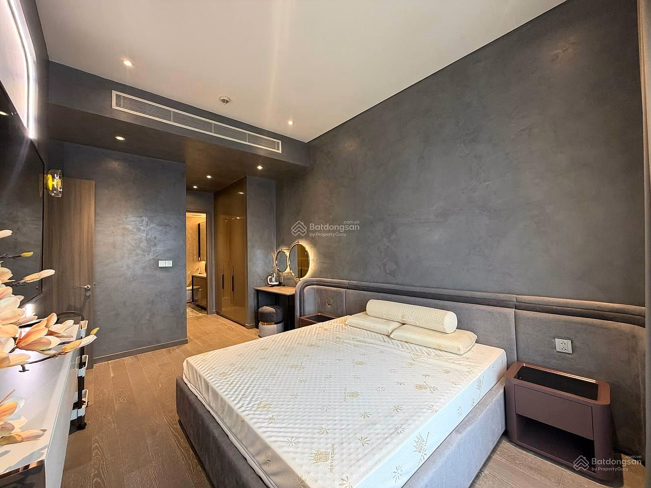 Apartment for rent 1,2,3,4 bedrooms The Marq District 1 25-110 million