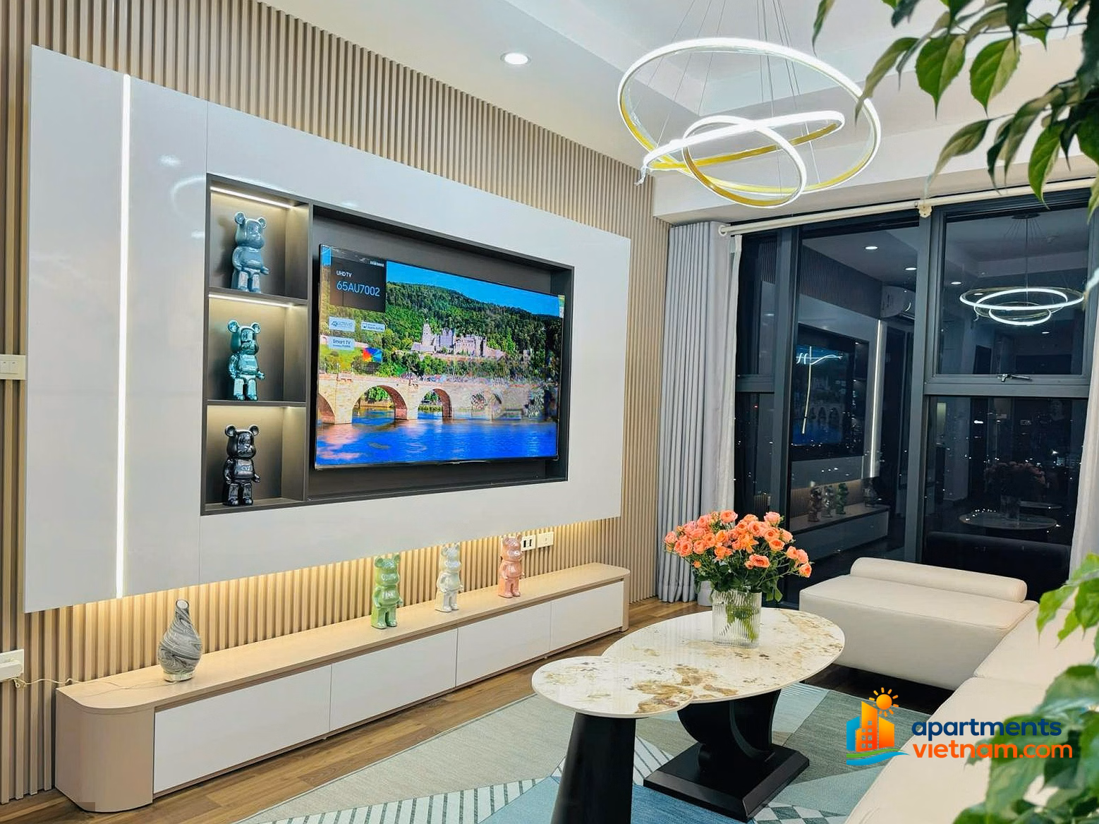 I have a 2 bedroom, 3 bedroom, 4 bedroom apartment with full Goldmark furniture priced at 13 million/month. If you have any needs, contact: 0357 065 ***