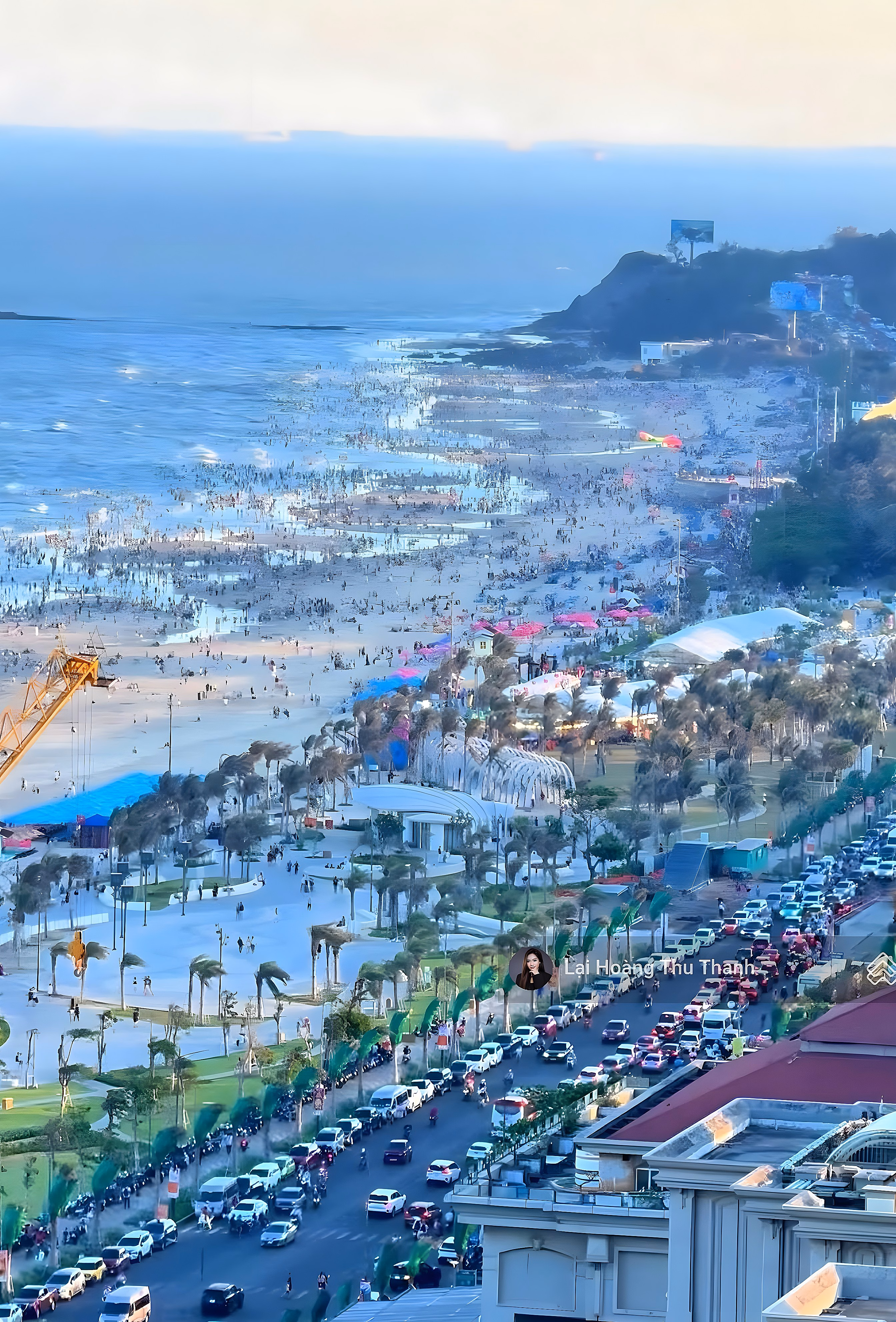 Thu Thanh - Diplomacy long-term apartment with view of Dragon Bridge, Han River, My Khe beach The Legend Da Nang