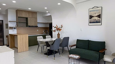 Luxury apartment for rent in Phu My Hung - Saigon South with swimming pool view, area 100m²