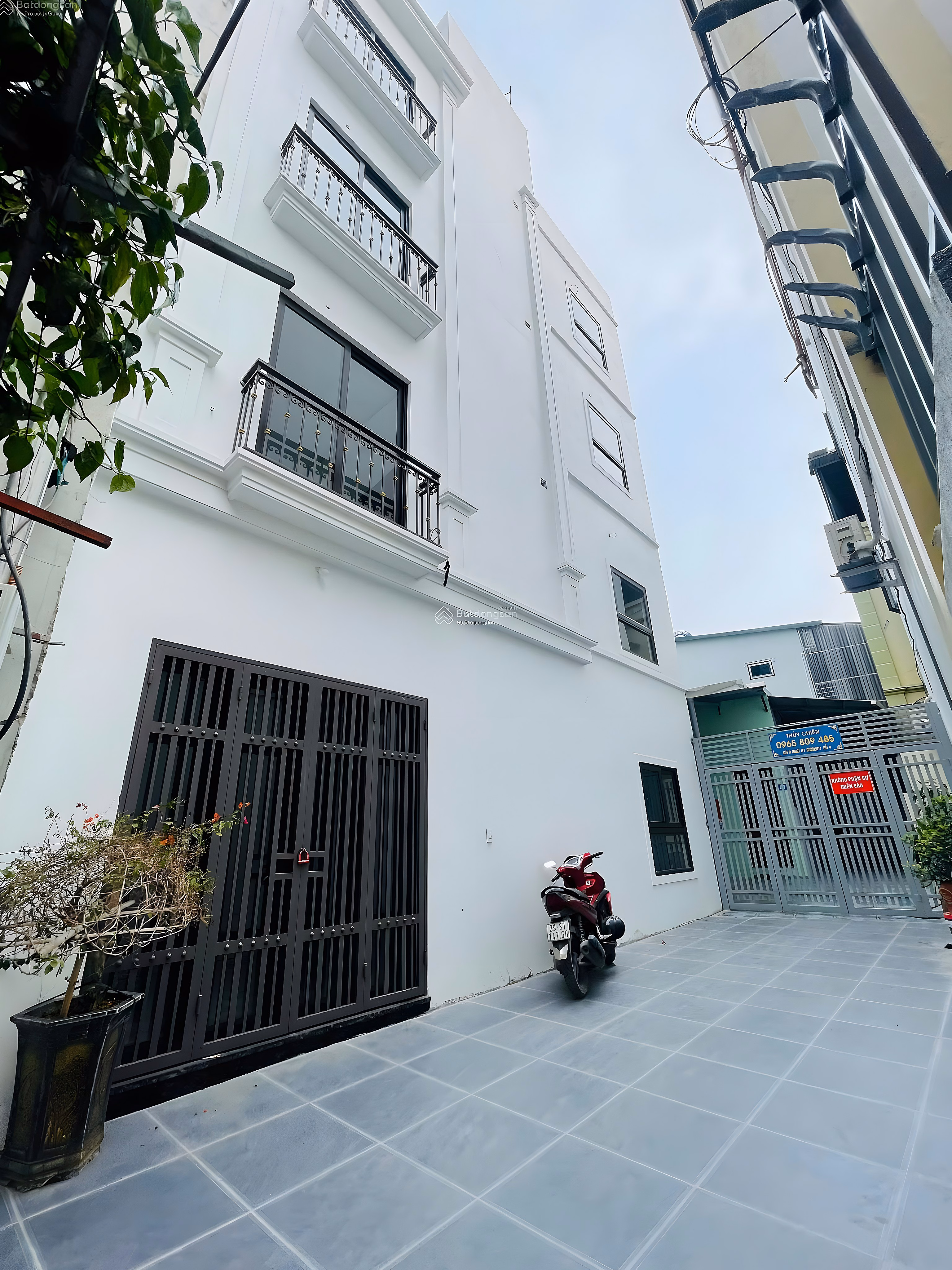 Newly built house for sale in Phu Luong, Ha Dong, area 50m2, corner lot with frontage of 9.45 meters, 6 bedrooms, SDCC