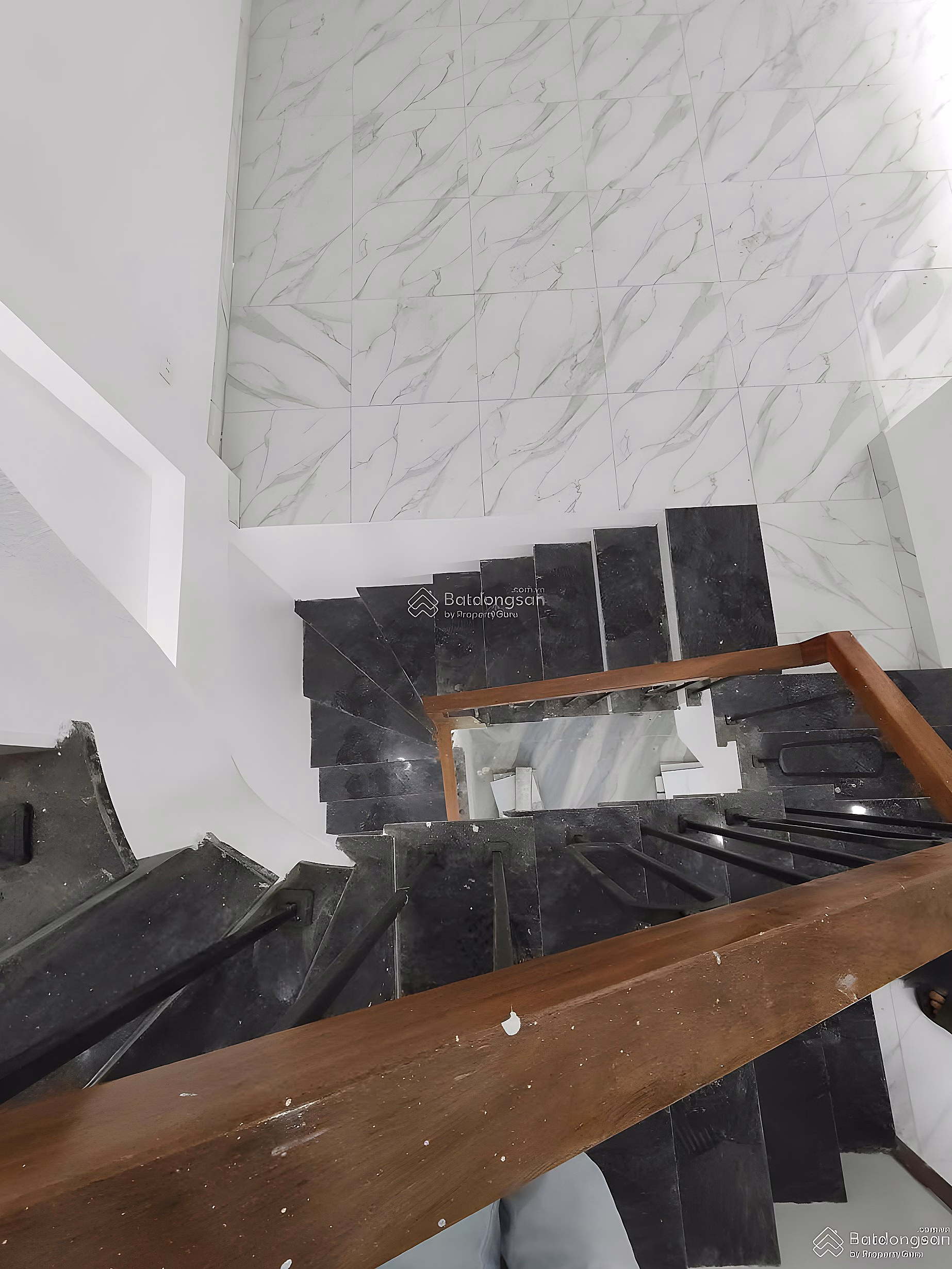 Newly built house for sale in Phu Luong, Ha Dong, area 50m2, corner lot with frontage of 9.45 meters, 6 bedrooms, SDCC