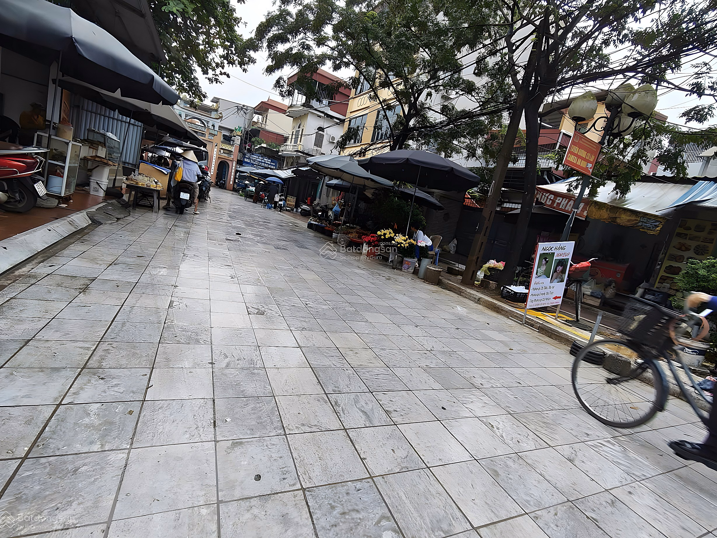 Newly built house for sale in Phu Luong, Ha Dong, area 50m2, corner lot with frontage of 9.45 meters, 6 bedrooms, SDCC