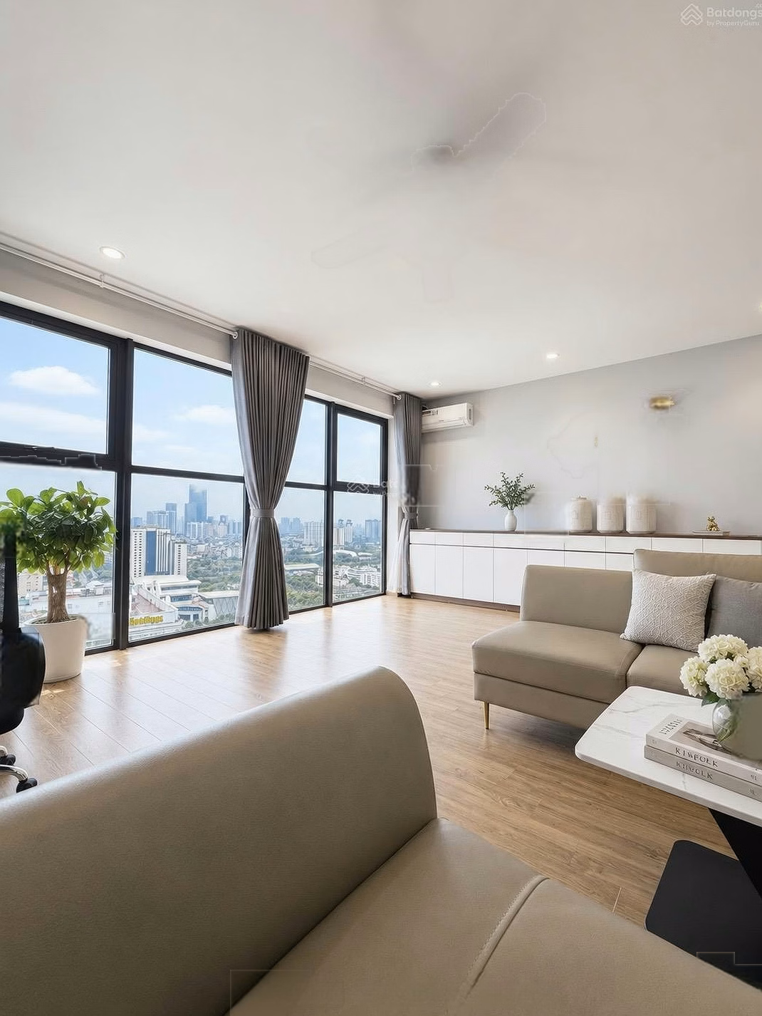 3 bedrooms for rent, 135m² - Basic and fully furnished, as beautiful as photos. Come in now