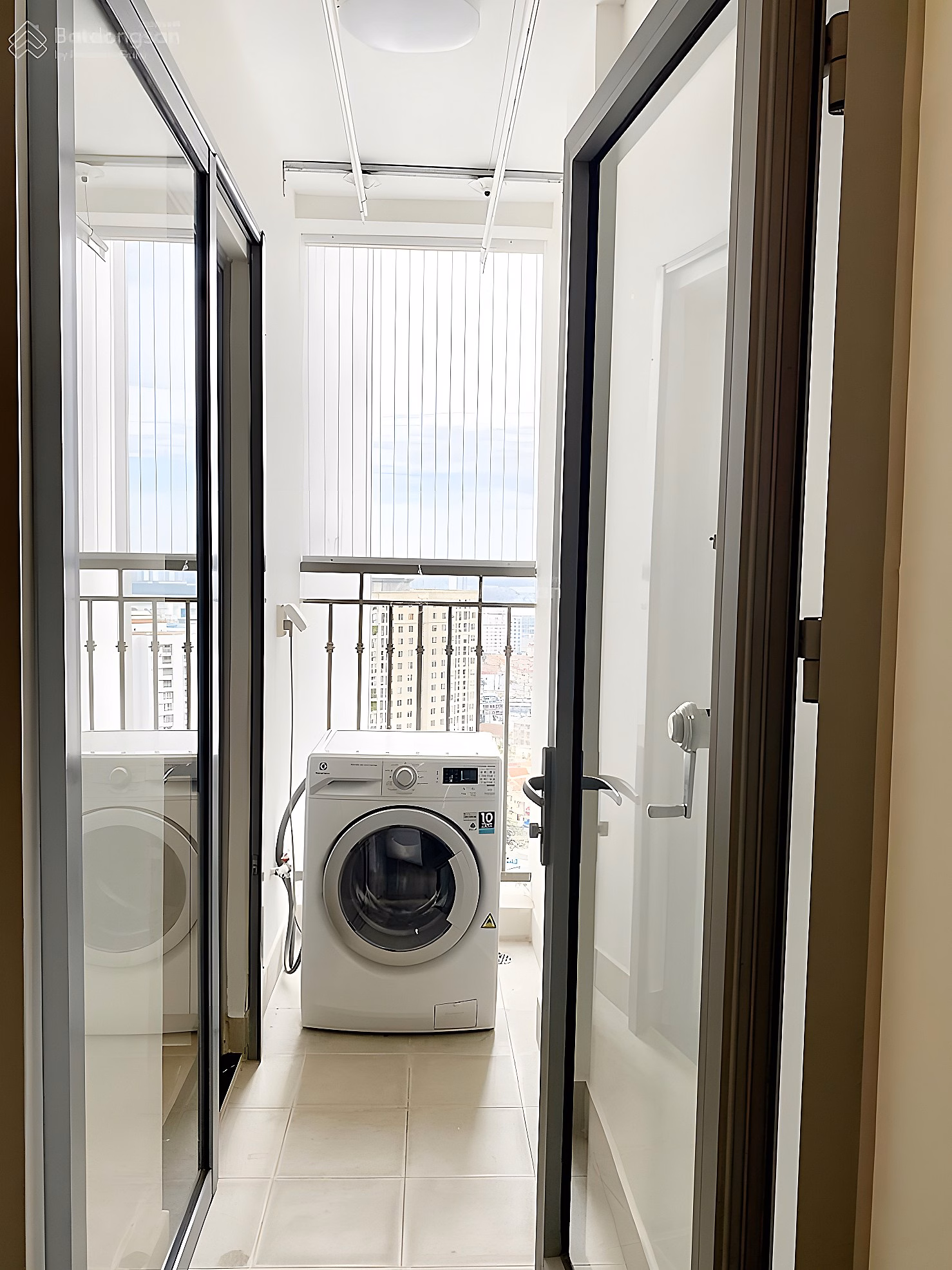 Selling a beautiful 3-bedroom apartment in Park Hill Premium Times City, 117m2 wide, facing south, school view