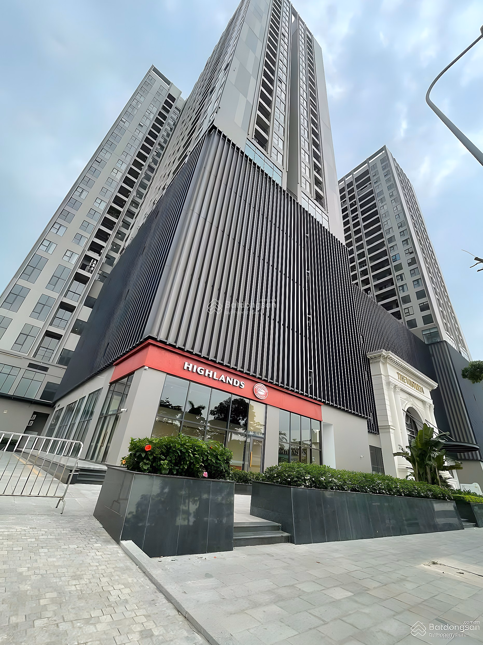 Cheapest Wisteria apartment fund TT 3BR3VS Area: 138m² price 8.5 billion including fees, 2 bedrooms 83m² 5,950 billion including fees