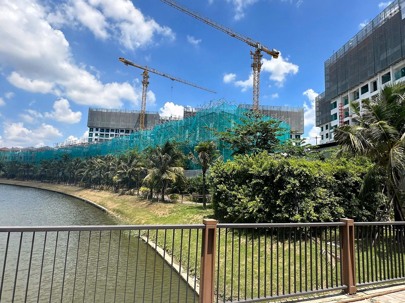 Cart F0 beautiful location tower 1 and tower 2 Trellia Cove, accepting bookings for tower 3 starting May 25, 2026