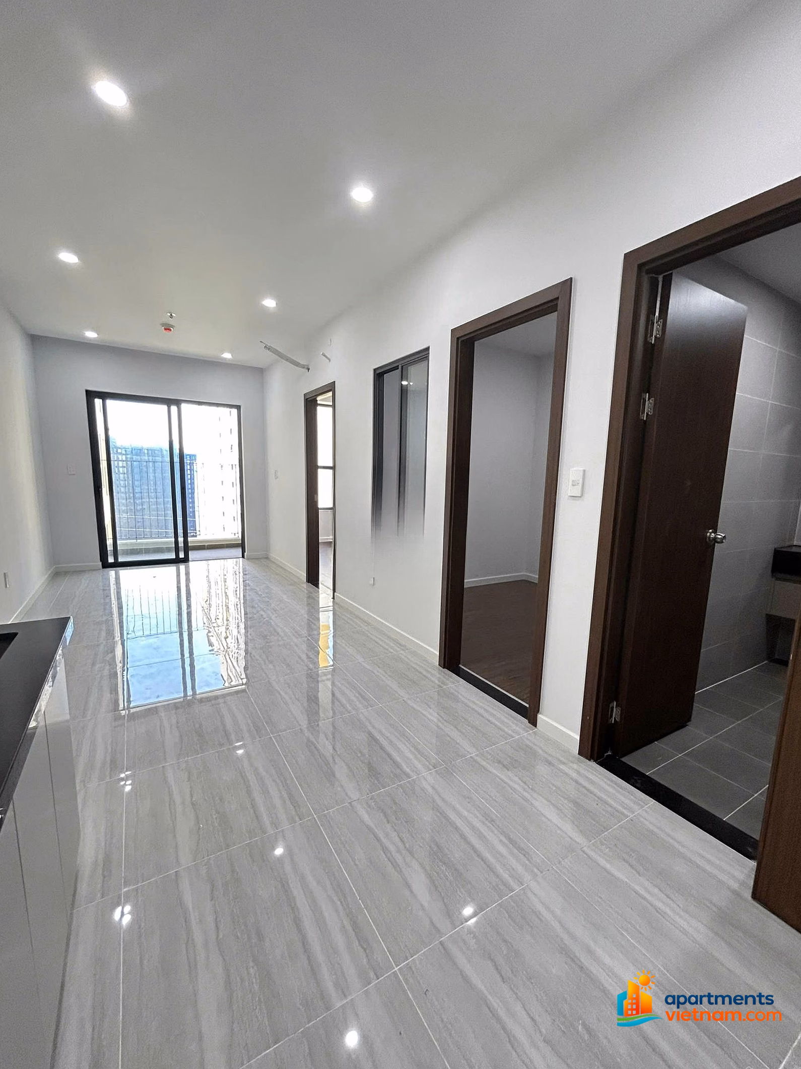Only 10 peak days left! Bcons City University Village apartment with shocking price of 5.5-6.2 million/month, biggest student incentive of the year