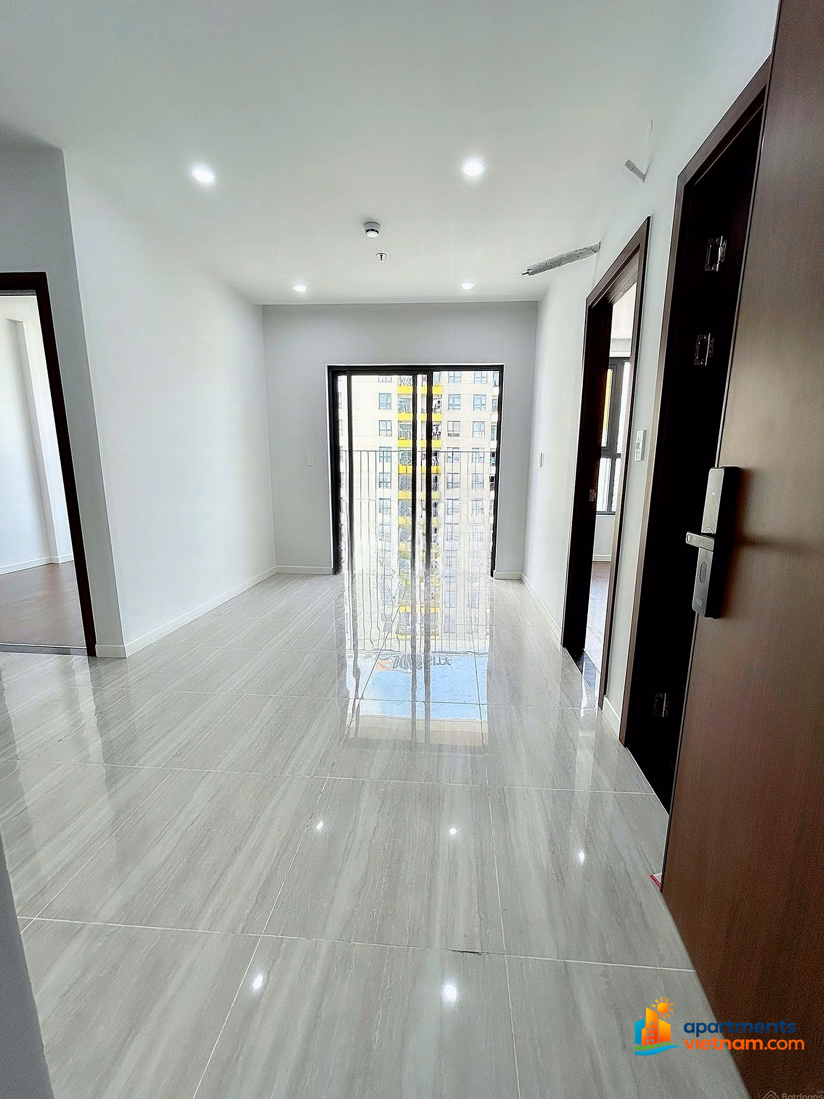 Only 10 peak days left! Bcons City University Village apartment with shocking price of 5.5-6.2 million/month, biggest student incentive of the year