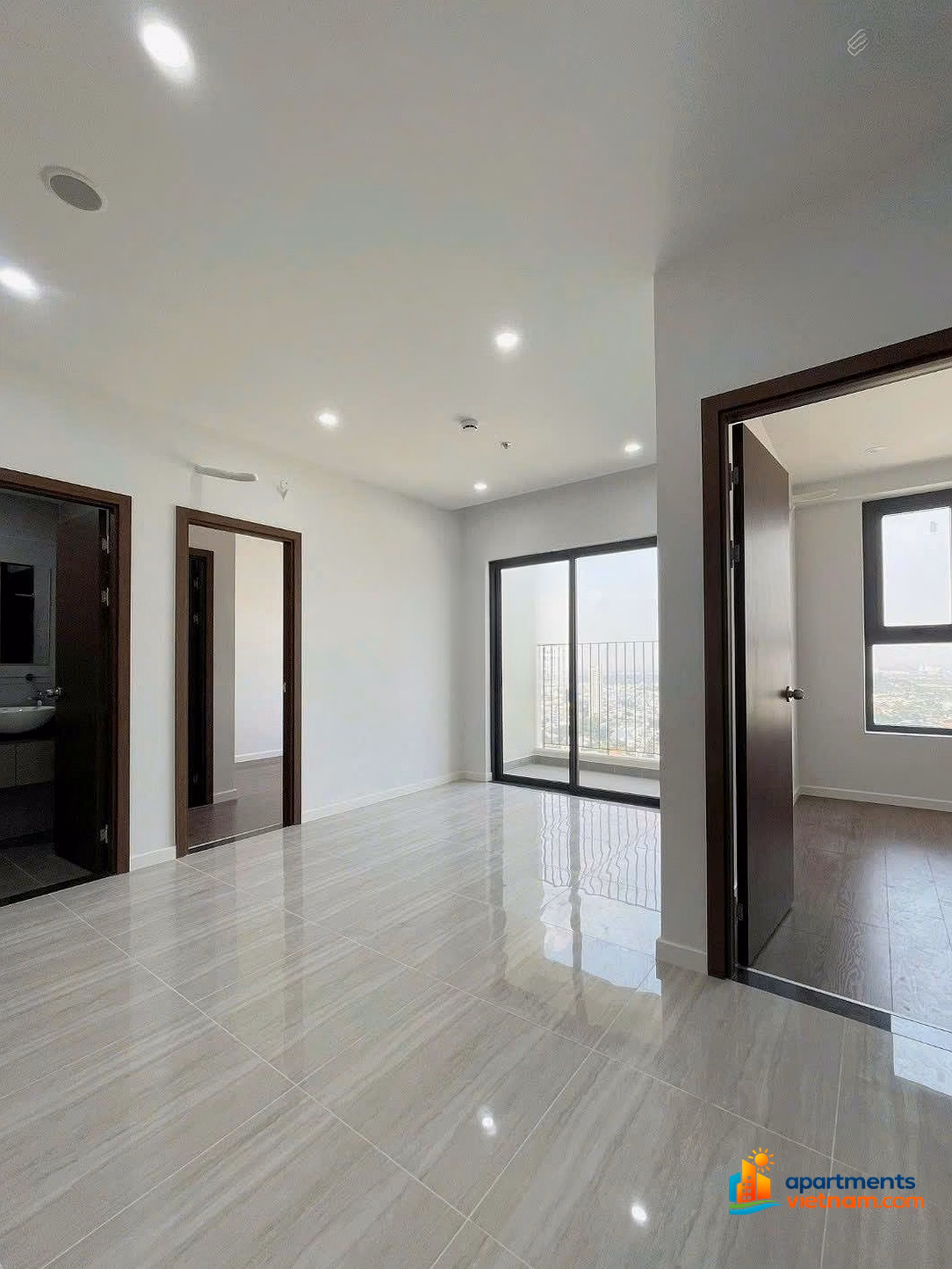 Only 10 peak days left! Bcons City University Village apartment with shocking price of 5.5-6.2 million/month, biggest student incentive of the year