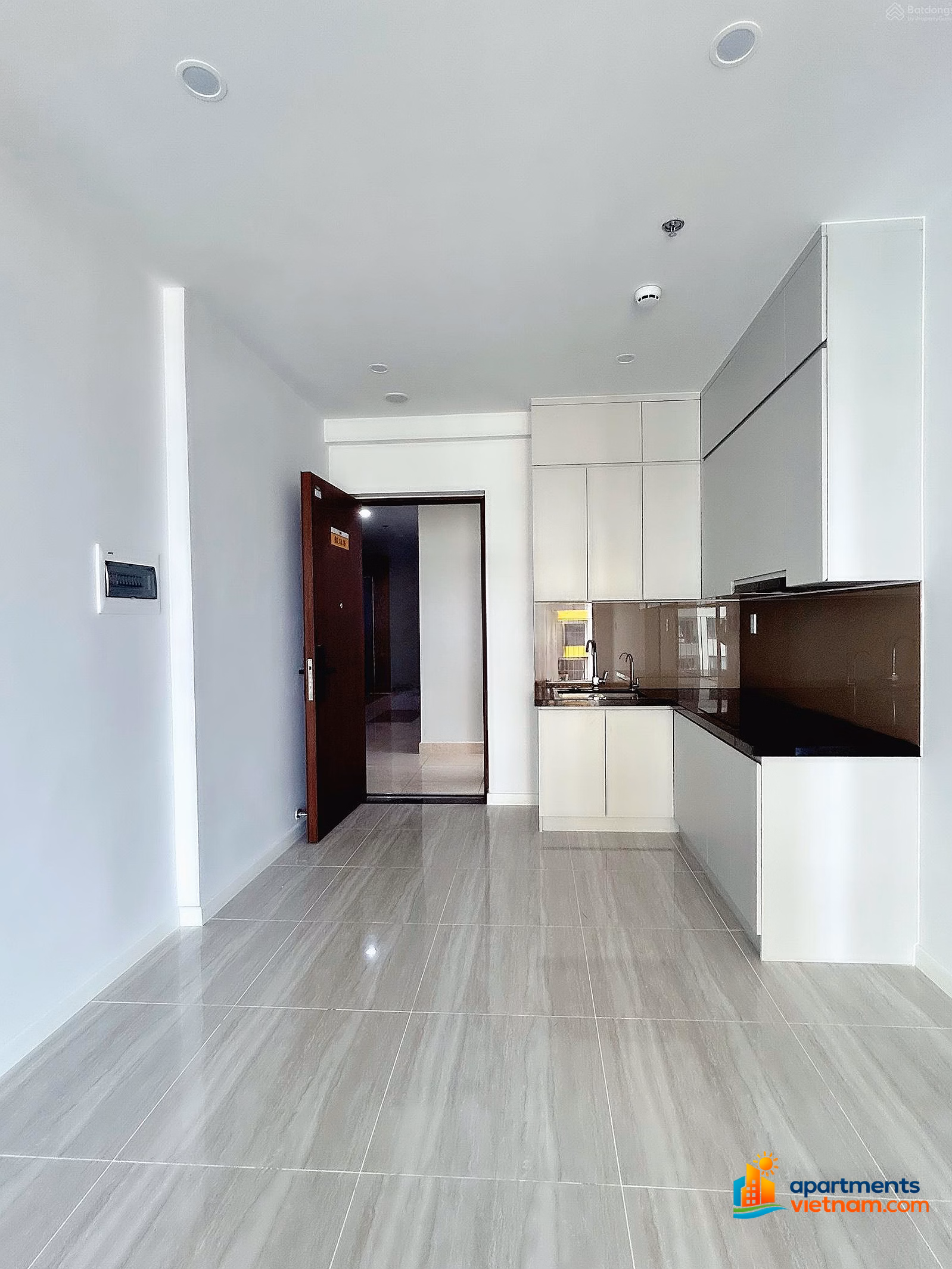 Only 10 peak days left! Bcons City University Village apartment with shocking price of 5.5-6.2 million/month, biggest student incentive of the year