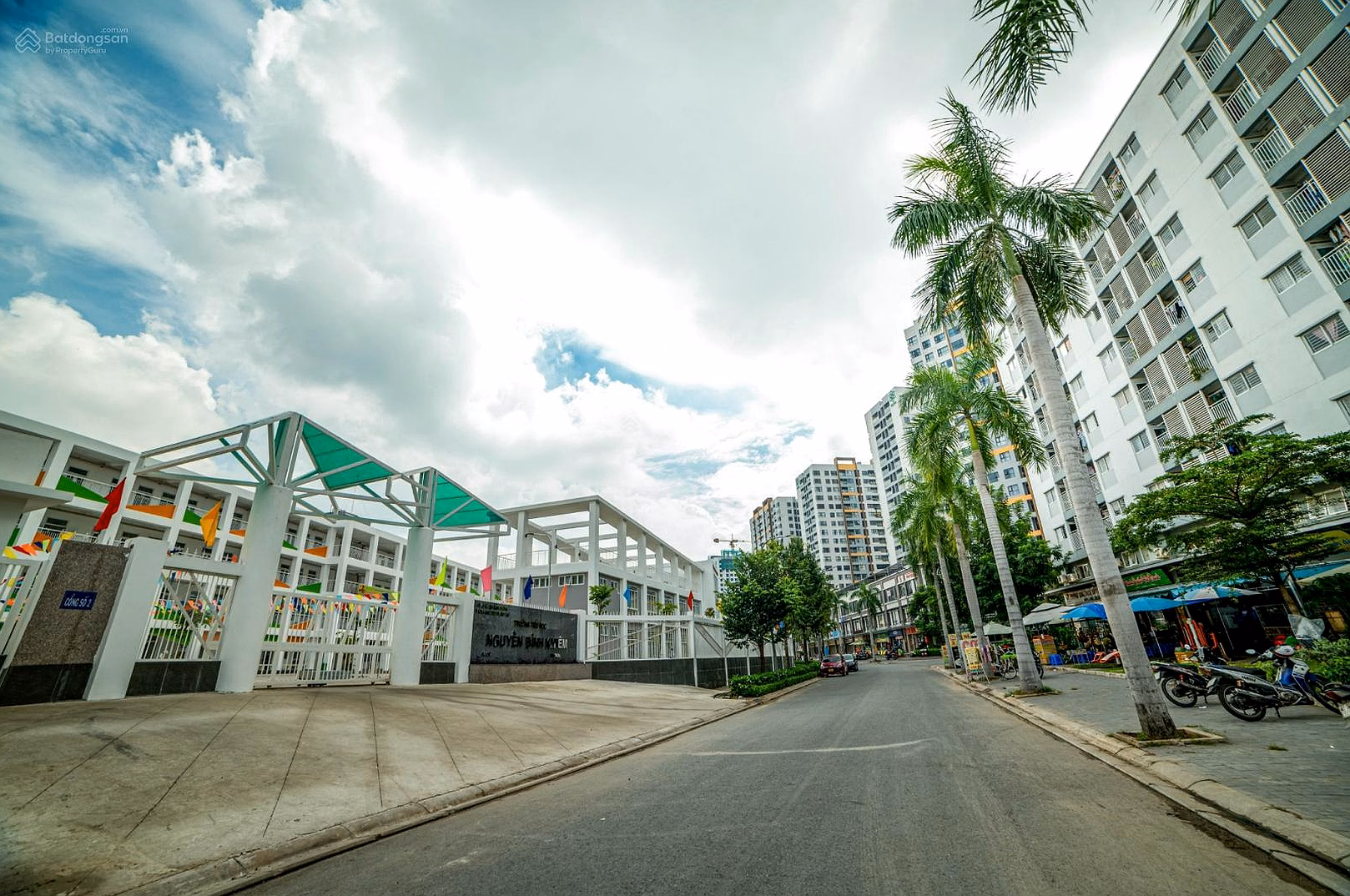 TRELLIA COVE RARE BEAUTIFUL PARK VIEW CORNER APARTMENT AT MIZUKI PARK
