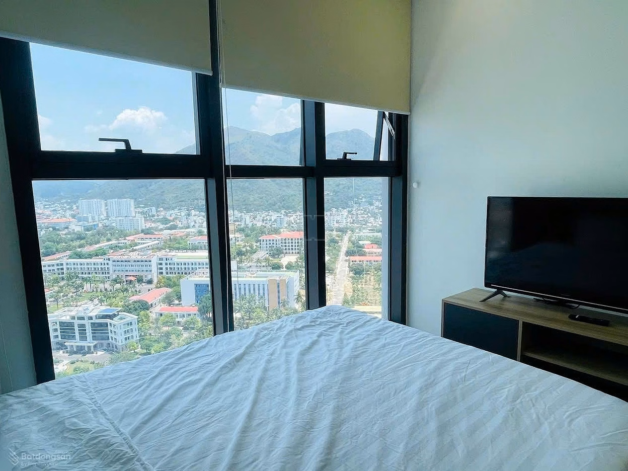 Shock reduction for Scenia Bay Nha Trang apartment, area 82.44m², 2 bedrooms+, fully furnished for only 6.65 billion