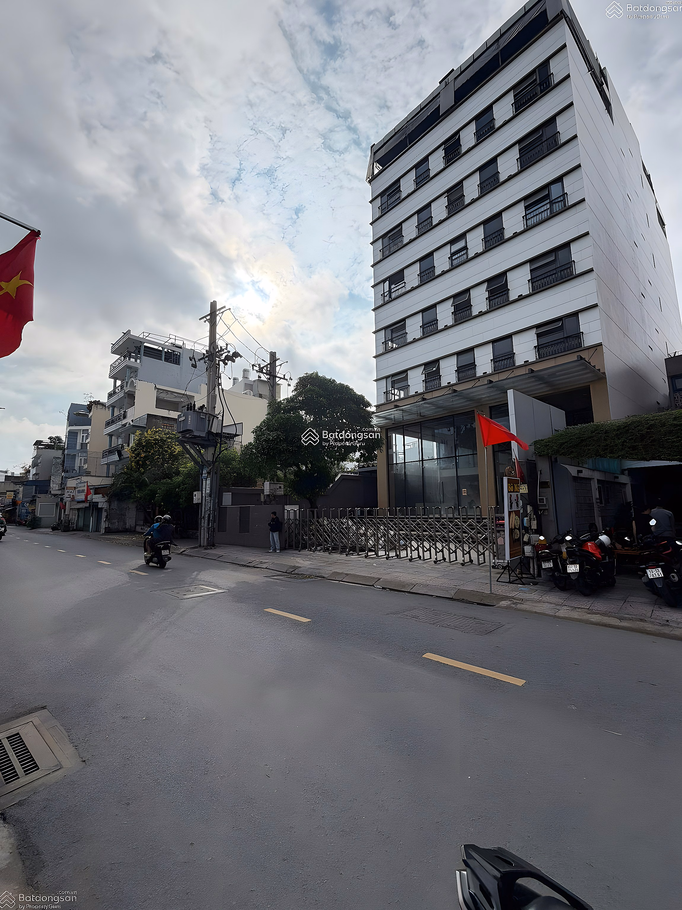Front house on Nguyen Van Dau, 154m2