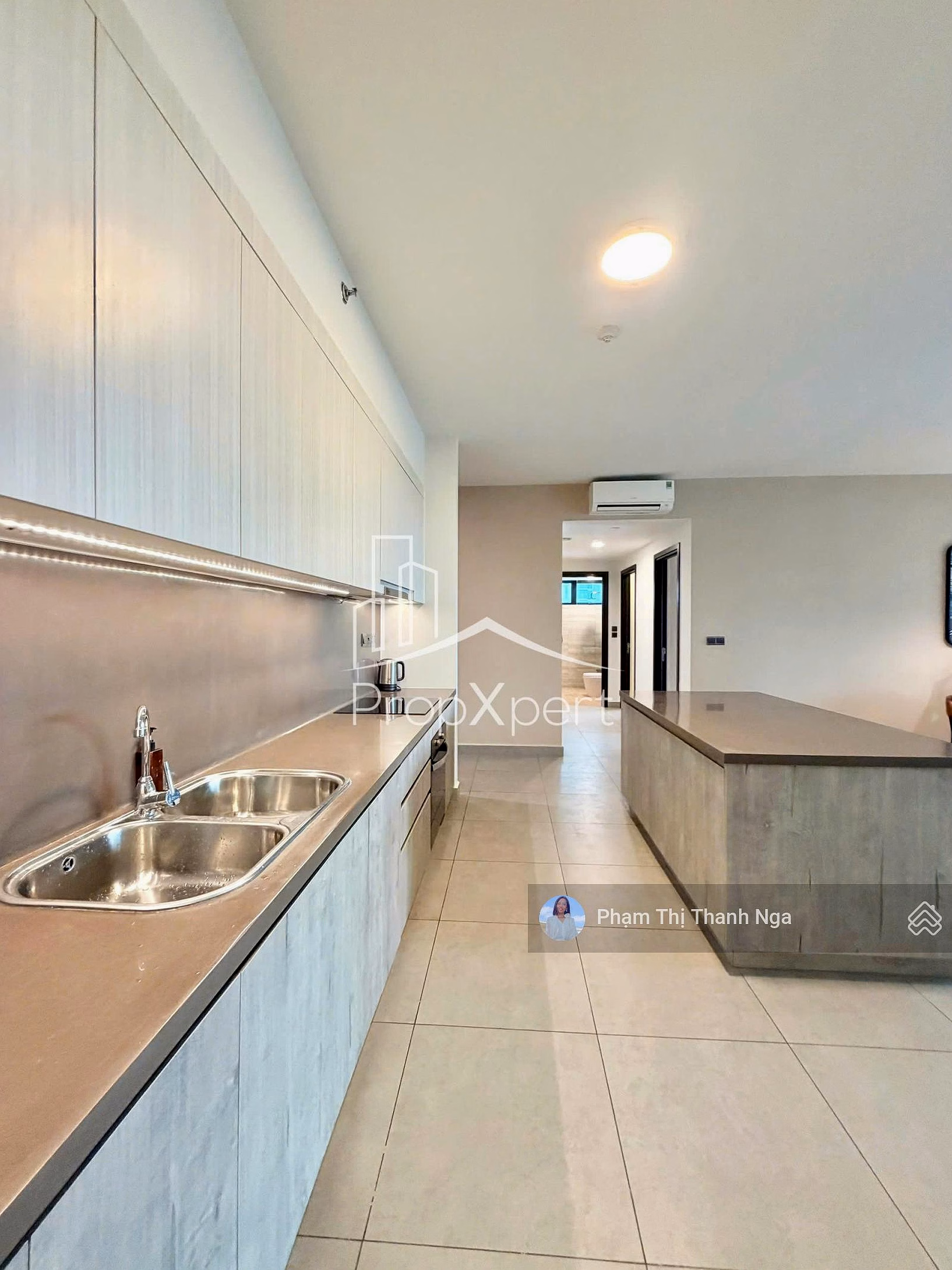 5 bedrooms with garden for rent at Feliz En Vista project - Dinezo Tower for only 120 million DT 309m2 garden