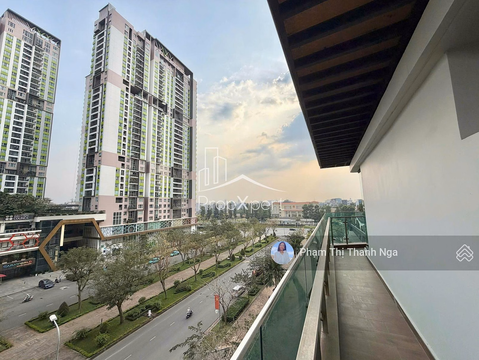5 bedrooms with garden for rent at Feliz En Vista project - Dinezo Tower for only 120 million DT 309m2 garden