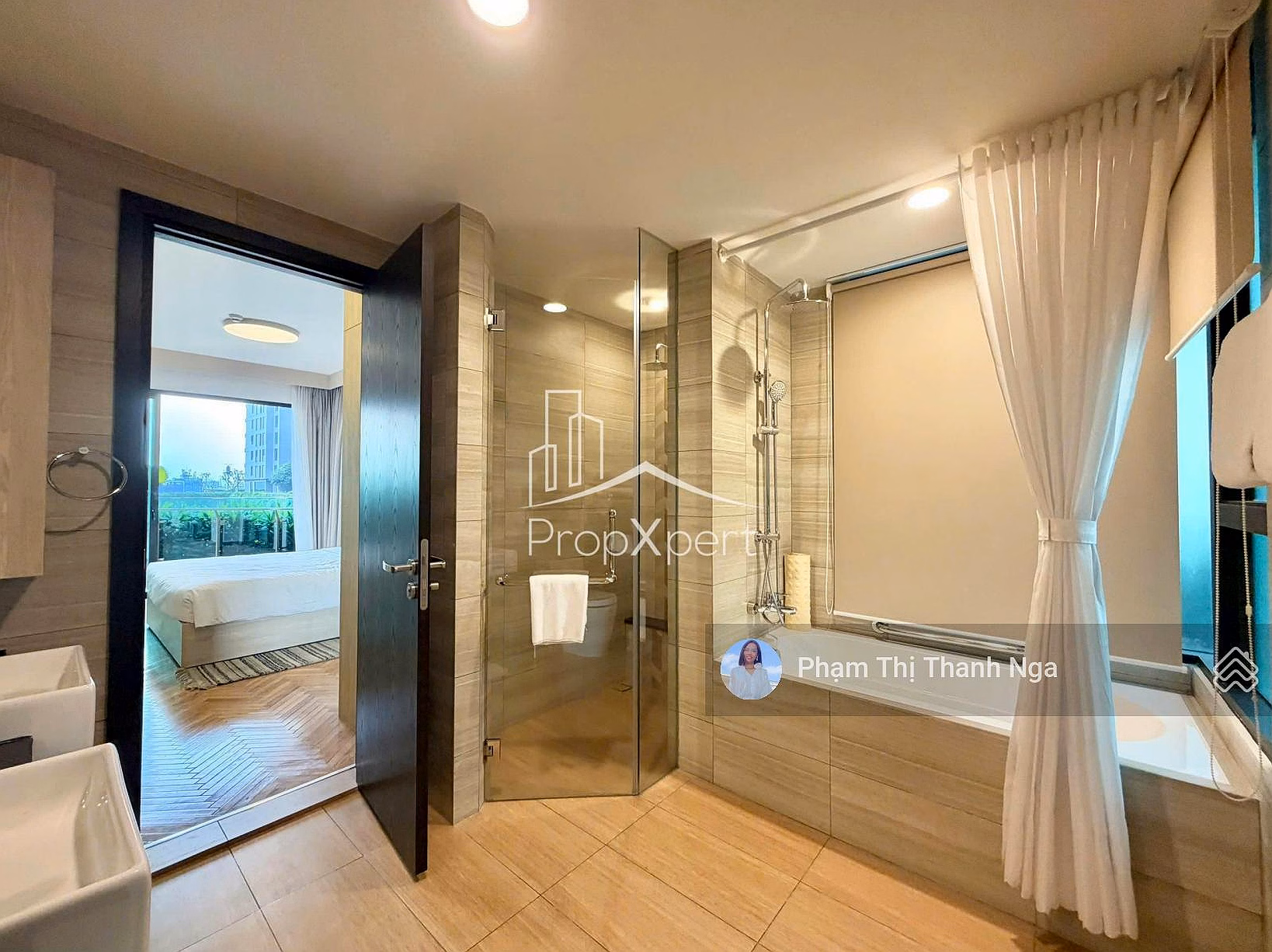 5 bedrooms with garden for rent at Feliz En Vista project - Dinezo Tower for only 120 million DT 309m2 garden